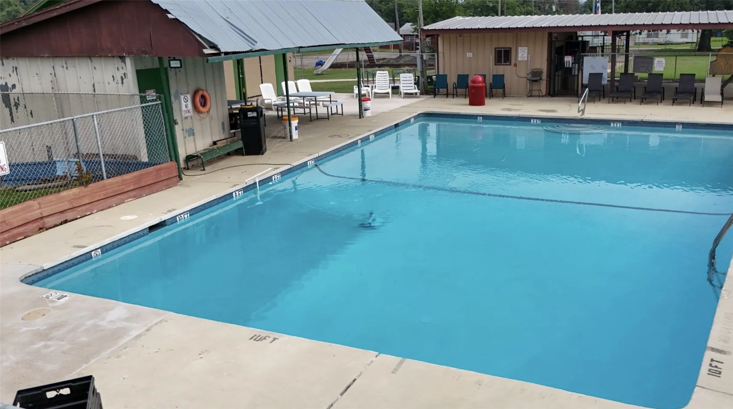 Single Family Residence For Sale in Henderson County , 235 Wildwind Street, Gun Barrel City, Texas 75156, 3 Bedroom, 2 Bathroom, Garage spaces, 1,410 Sqft, built in 1993, mls#21395689, Real Estate Agent in Gun Barrel City, Homes For Sale in Henderson county, Homes For Sale in Gun Barrel City, Realtor in Gun Barrel City Texas, Real Estate Brokerage Independent Realty Texas, Luminita Cordes Realtor