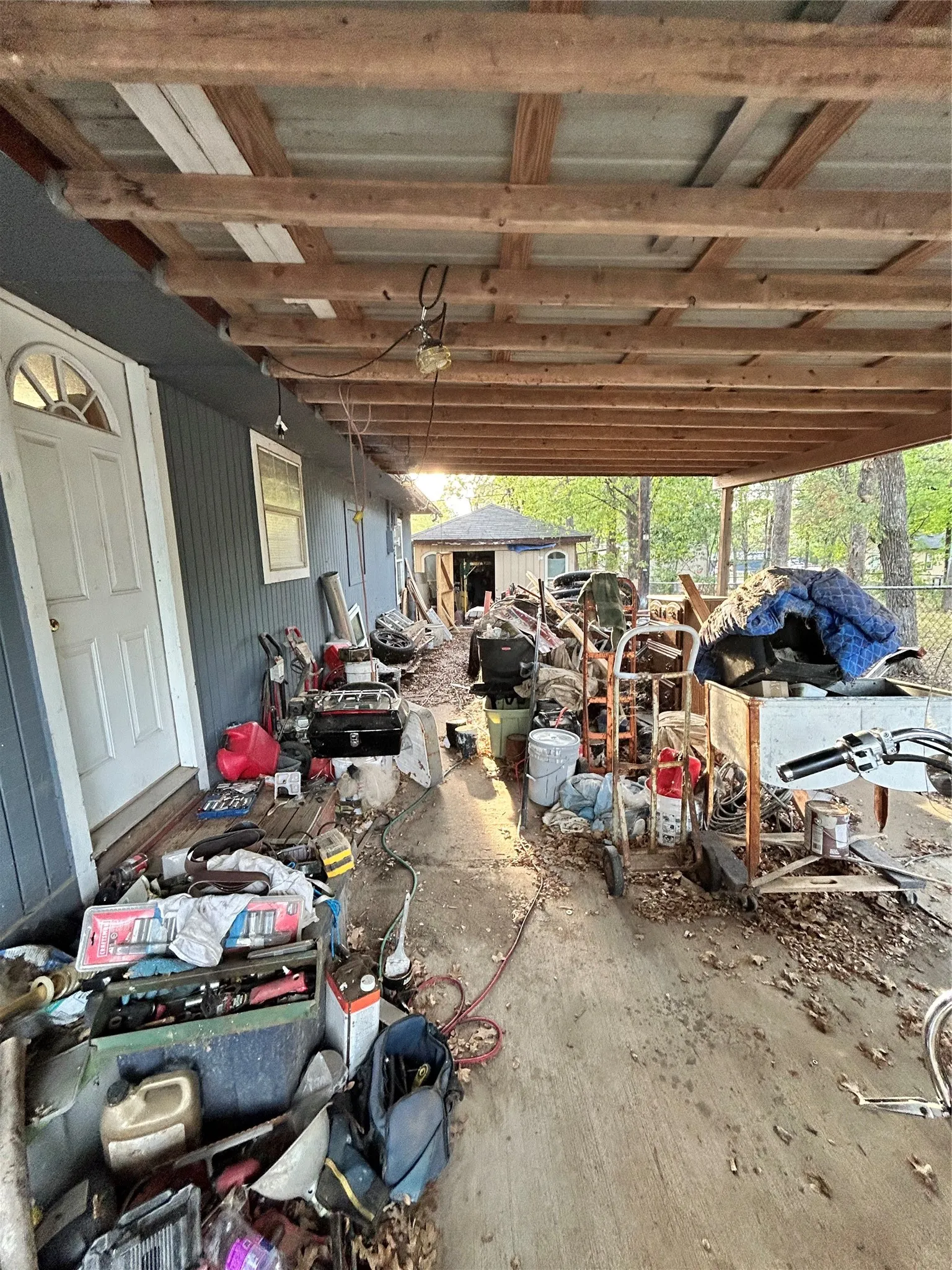 Single Family Residence For Sale in Henderson County , 235 Wildwind Street, Gun Barrel City, Texas 75156, 3 Bedroom, 2 Bathroom, Garage spaces, 1,410 Sqft, built in 1993, mls#21395689, Real Estate Agent in Gun Barrel City, Homes For Sale in Henderson county, Homes For Sale in Gun Barrel City, Realtor in Gun Barrel City Texas, Real Estate Brokerage Independent Realty Texas, Luminita Cordes Realtor