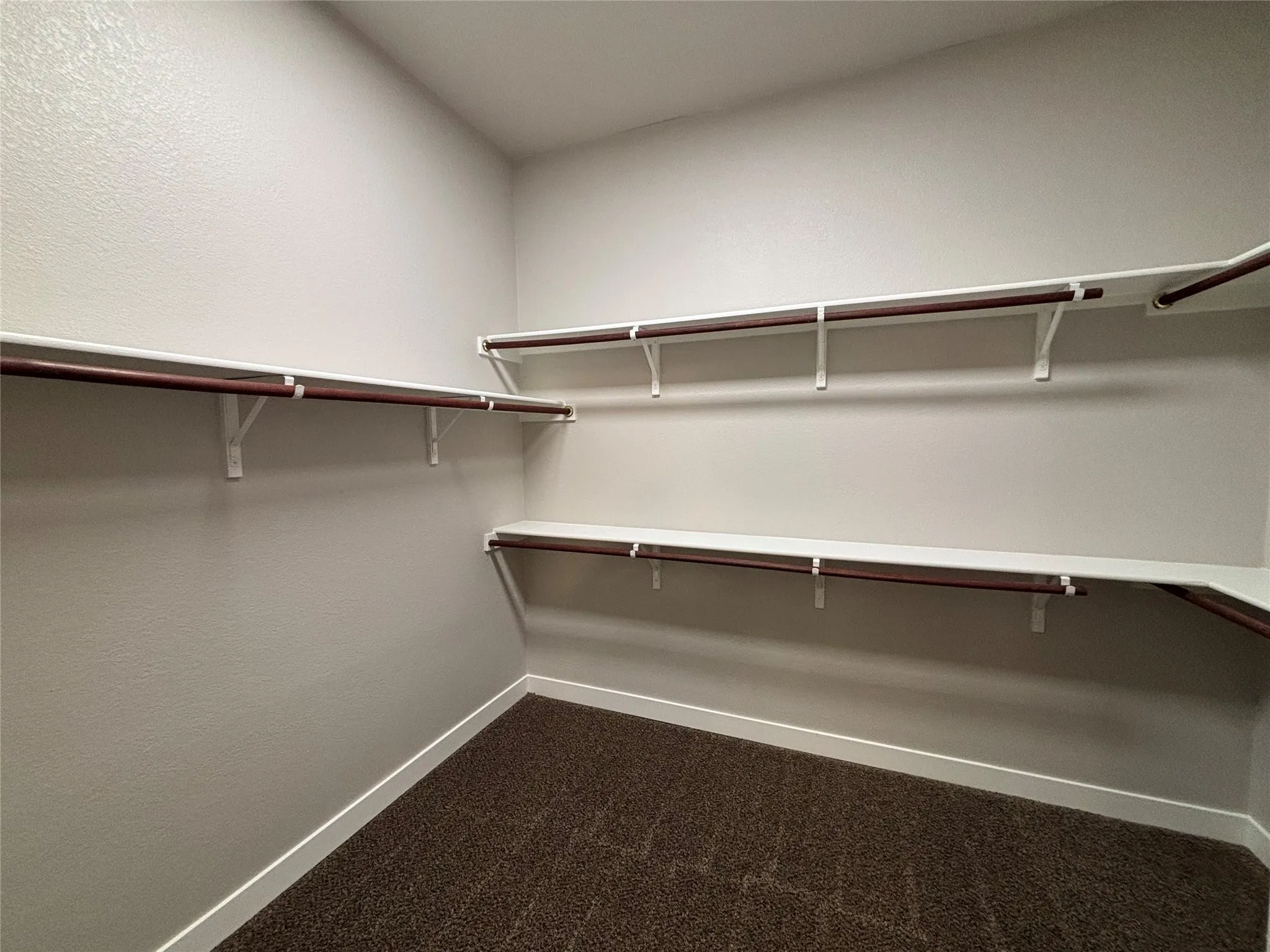 Single Family Residence For Rent in Dallas County , 812 Ridge Point Drive, Grand Prairie, Texas 75052, 3 Bedroom, 2 Bathroom, 2 Garage spaces, 2,260 Sqft, built in 2005, mls#21394673, Real Estate Agent in Grand Prairie, Homes For Rent in Dallas county, Homes For Rent in Grand Prairie, Realtor in Grand Prairie Texas, Real Estate Brokerage Independent Realty Texas, Luminita Cordes Realtor