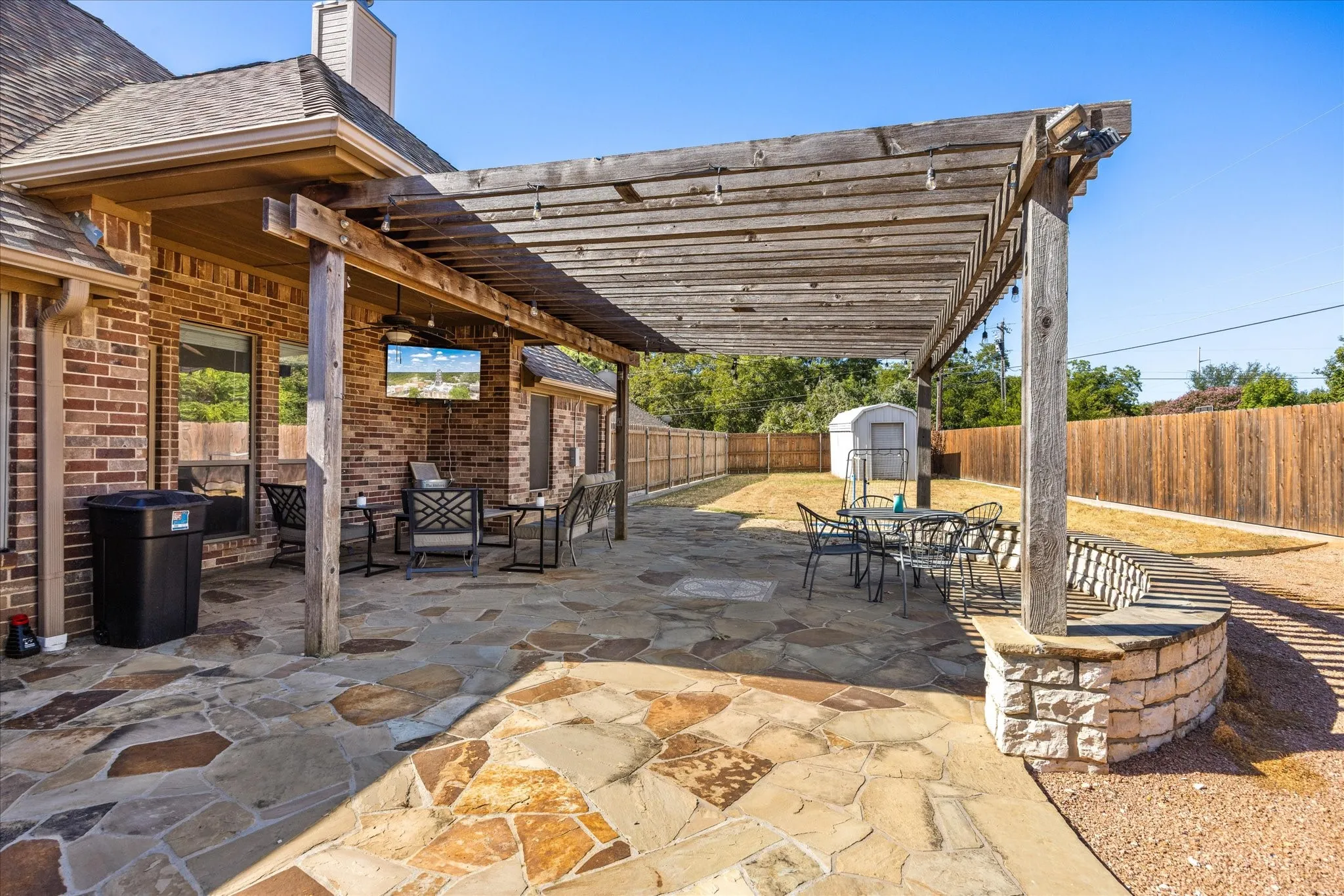 Single Family Residence For Sale in Erath County , 801 Maplewood Court, Stephenville, Texas 76401, 3 Bedroom, 2 Bathroom, 2 Garage spaces, 1,977 Sqft, built in 2005, mls#21395702, Real Estate Agent in Stephenville, Homes For Sale in Erath county, Homes For Sale in Stephenville, Realtor in Stephenville Texas, Real Estate Brokerage Independent Realty Texas, Luminita Cordes Realtor
