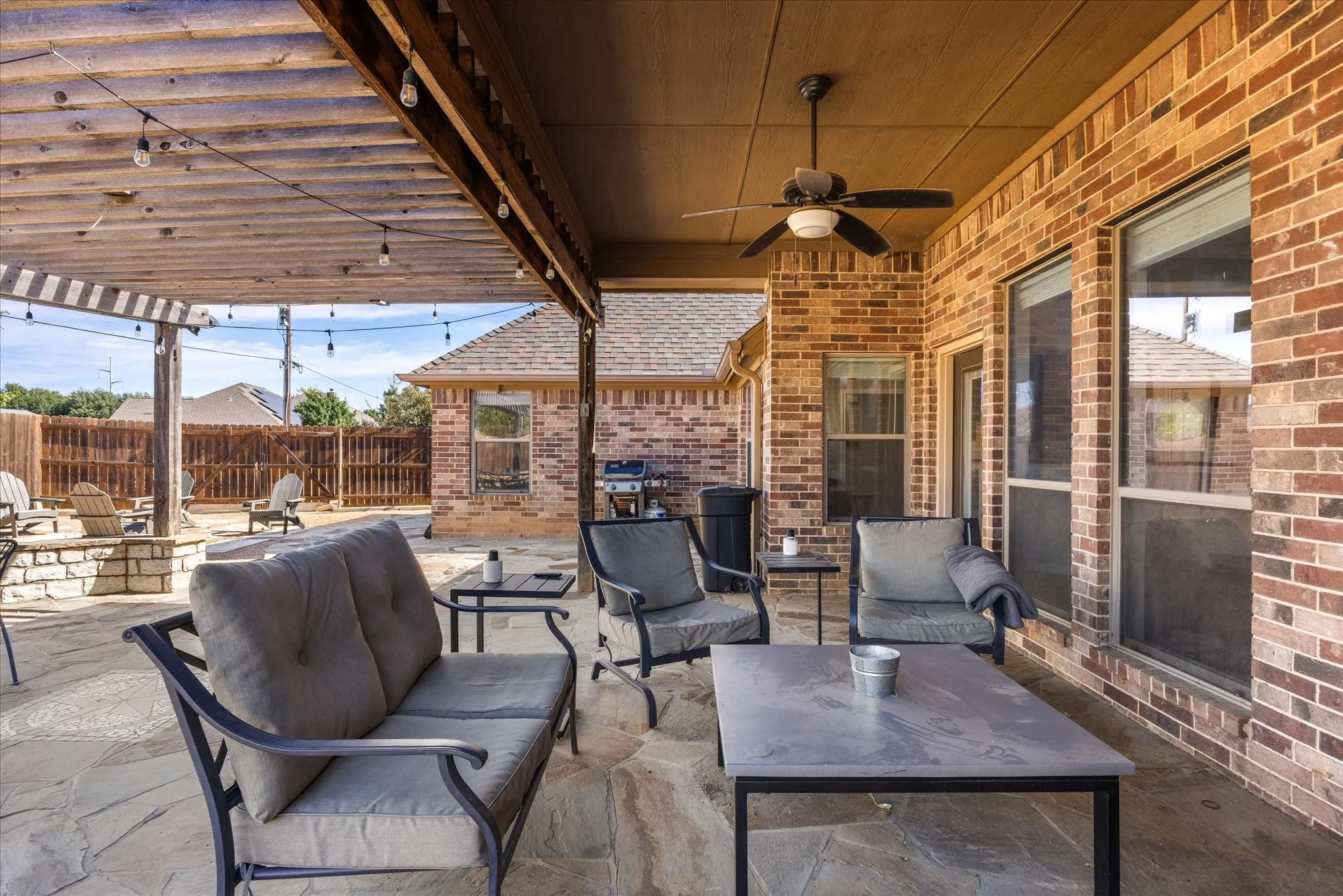 Single Family Residence For Sale in Erath County , 801 Maplewood Court, Stephenville, Texas 76401, 3 Bedroom, 2 Bathroom, 2 Garage spaces, 1,977 Sqft, built in 2005, mls#21395702, Real Estate Agent in Stephenville, Homes For Sale in Erath county, Homes For Sale in Stephenville, Realtor in Stephenville Texas, Real Estate Brokerage Independent Realty Texas, Luminita Cordes Realtor