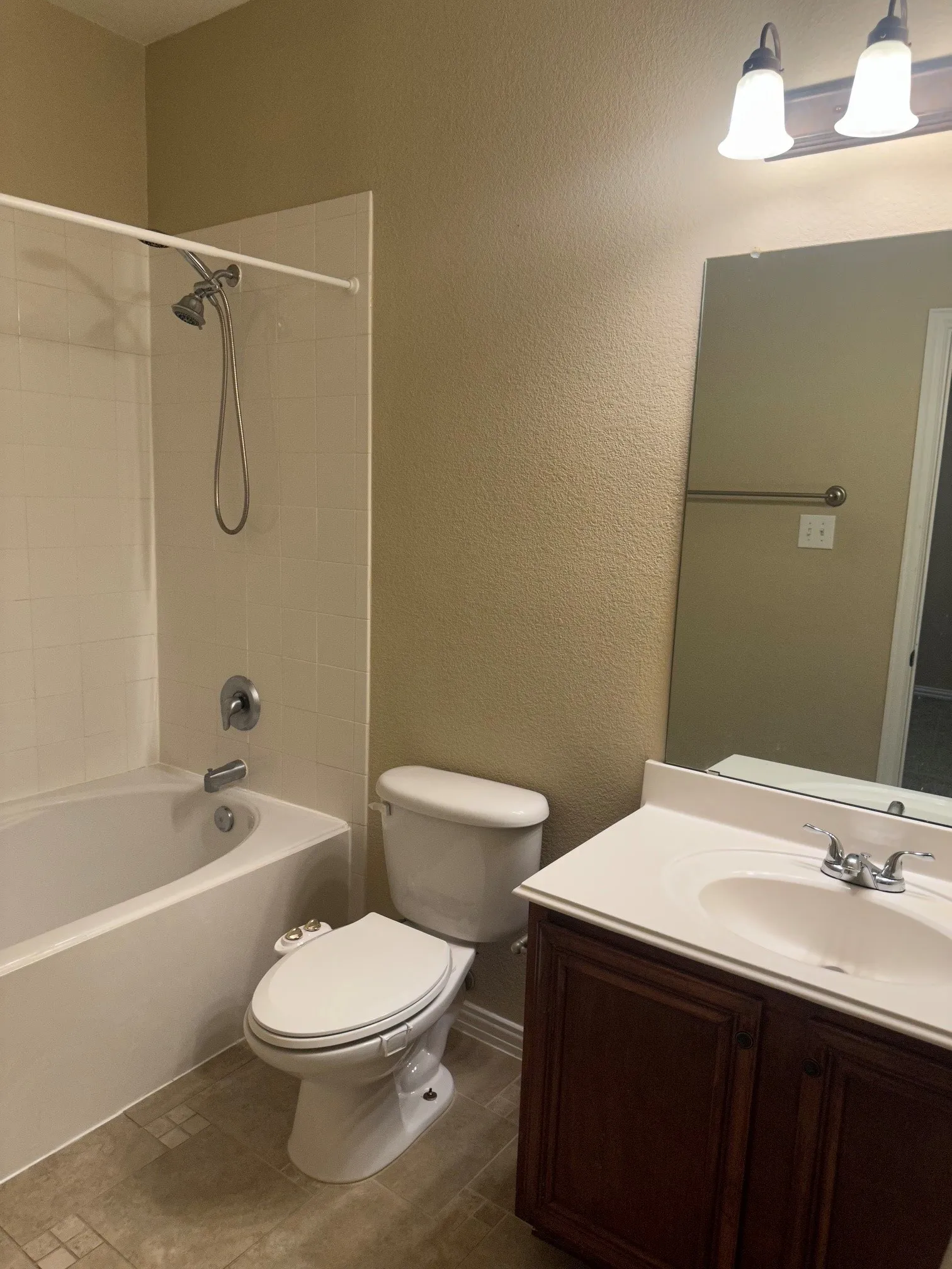 Townhouse For Rent in Collin County , 8720 Bigelow Drive, Plano, Texas 75024, 2 Bedroom, 3 Bathroom, 2 Garage spaces, 1,398 Sqft, built in 2006, mls#21395706, Real Estate Agent in Plano, Homes For Rent in Collin county, Homes For Rent in Plano, Realtor in Plano Texas, Real Estate Brokerage Independent Realty Texas, Luminita Cordes Realtor