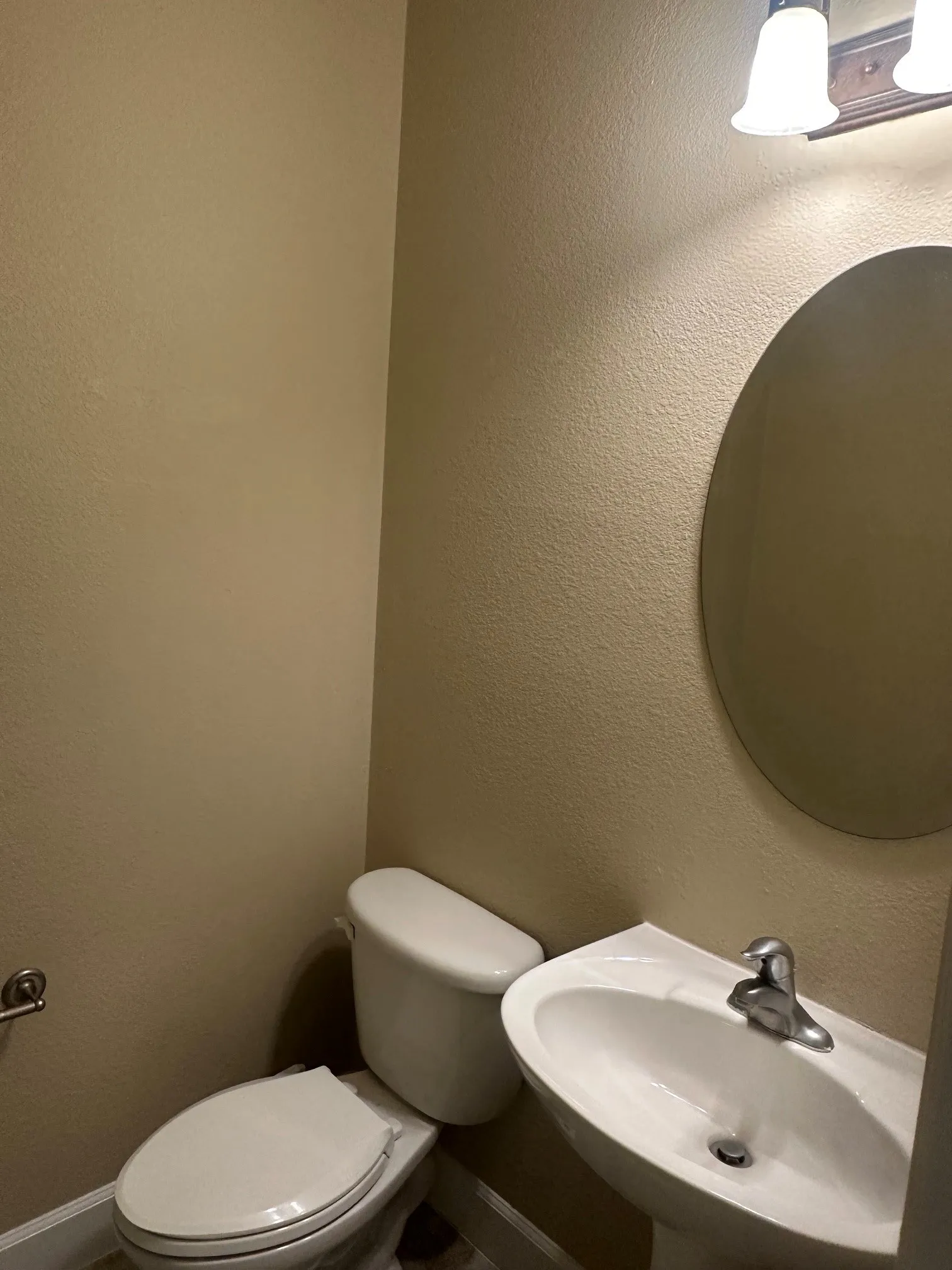 Townhouse For Rent in Collin County , 8720 Bigelow Drive, Plano, Texas 75024, 2 Bedroom, 3 Bathroom, 2 Garage spaces, 1,398 Sqft, built in 2006, mls#21395706, Real Estate Agent in Plano, Homes For Rent in Collin county, Homes For Rent in Plano, Realtor in Plano Texas, Real Estate Brokerage Independent Realty Texas, Luminita Cordes Realtor