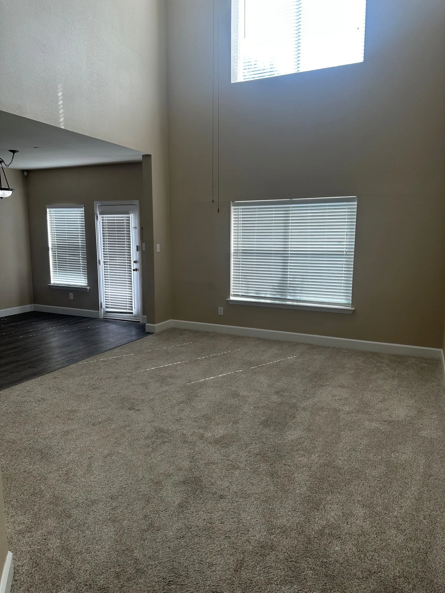 Townhouse For Rent in Collin County , 8720 Bigelow Drive, Plano, Texas 75024, 2 Bedroom, 3 Bathroom, 2 Garage spaces, 1,398 Sqft, built in 2006, mls#21395706, Real Estate Agent in Plano, Homes For Rent in Collin county, Homes For Rent in Plano, Realtor in Plano Texas, Real Estate Brokerage Independent Realty Texas, Luminita Cordes Realtor