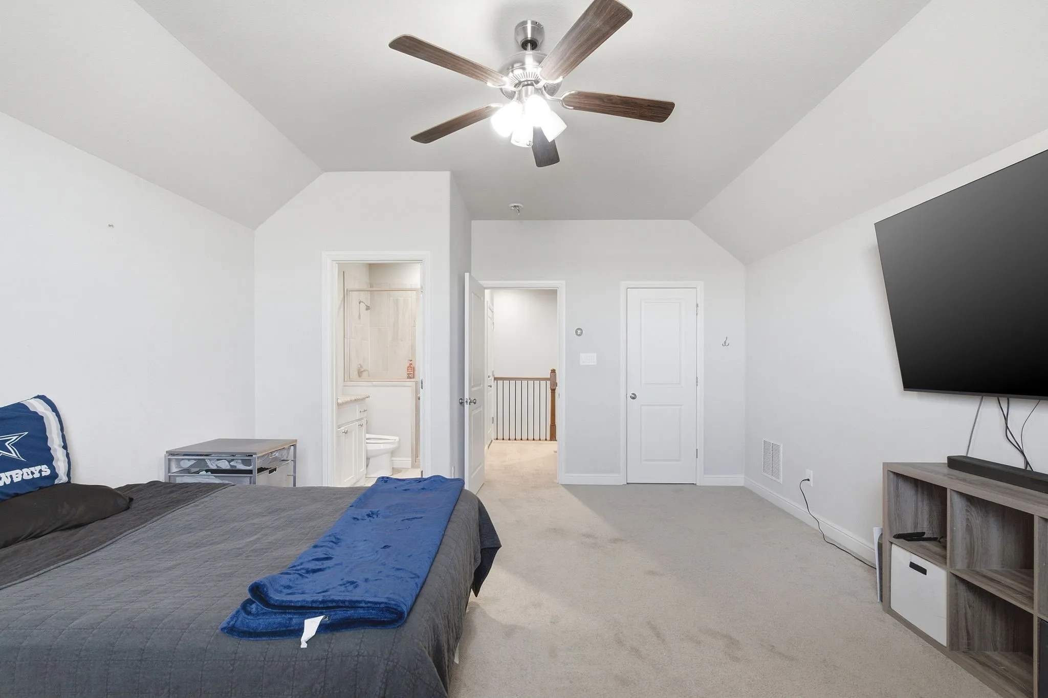 Single Family Residence For Sale in Hunt County , 3857 County Road 2156, Caddo Mills, Texas 75135, 4 Bedroom, 4 Bathroom, 2 Garage spaces, 2,798 Sqft, built in 2017, mls#21382582, Real Estate Agent in Caddo Mills, Homes For Sale in Hunt county, Homes For Sale in Caddo Mills, Realtor in Caddo Mills Texas, Real Estate Brokerage Independent Realty Texas, Luminita Cordes Realtor