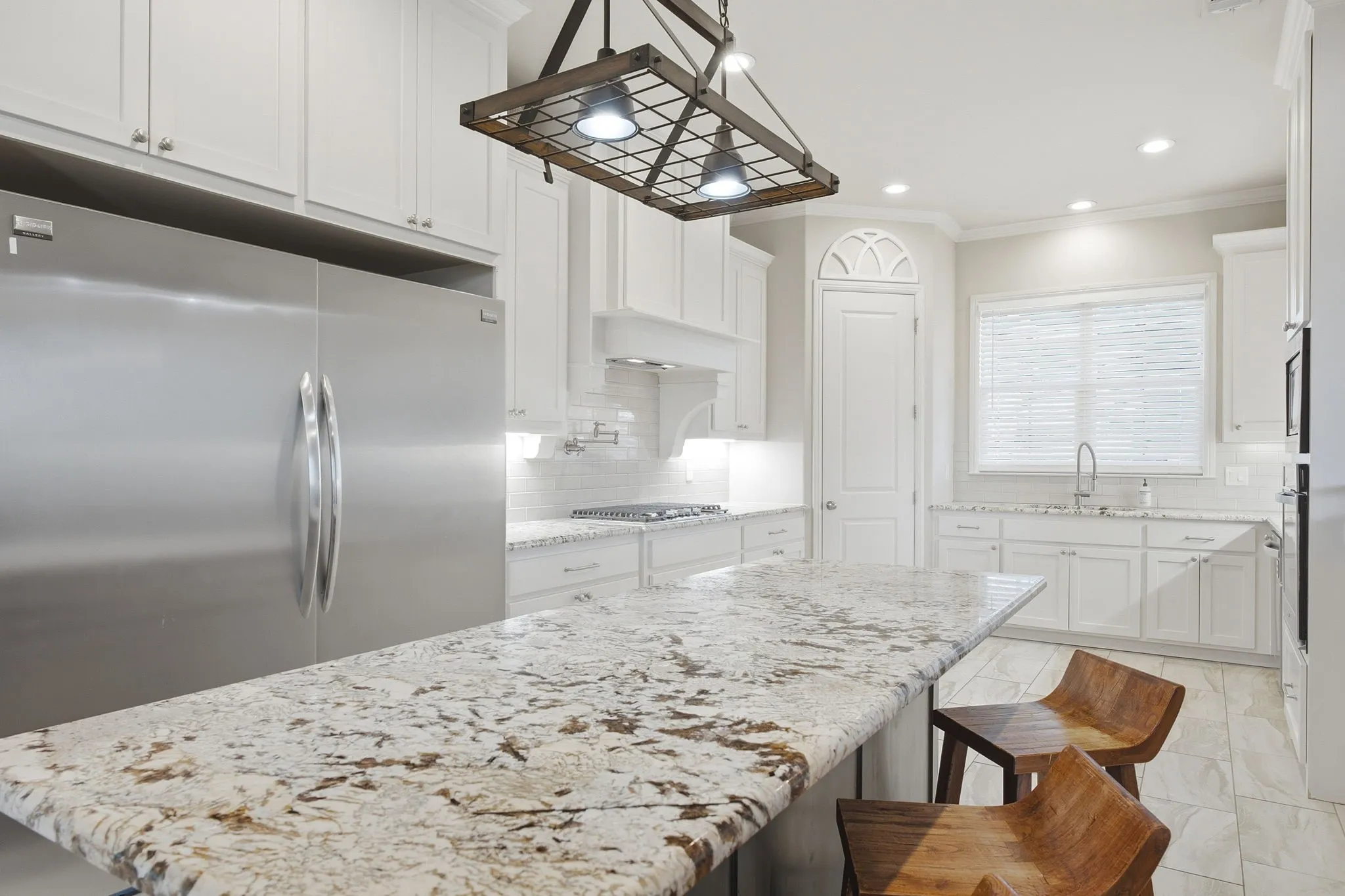 Single Family Residence For Sale in Hunt County , 3857 County Road 2156, Caddo Mills, Texas 75135, 4 Bedroom, 4 Bathroom, 2 Garage spaces, 2,798 Sqft, built in 2017, mls#21382582, Real Estate Agent in Caddo Mills, Homes For Sale in Hunt county, Homes For Sale in Caddo Mills, Realtor in Caddo Mills Texas, Real Estate Brokerage Independent Realty Texas, Luminita Cordes Realtor