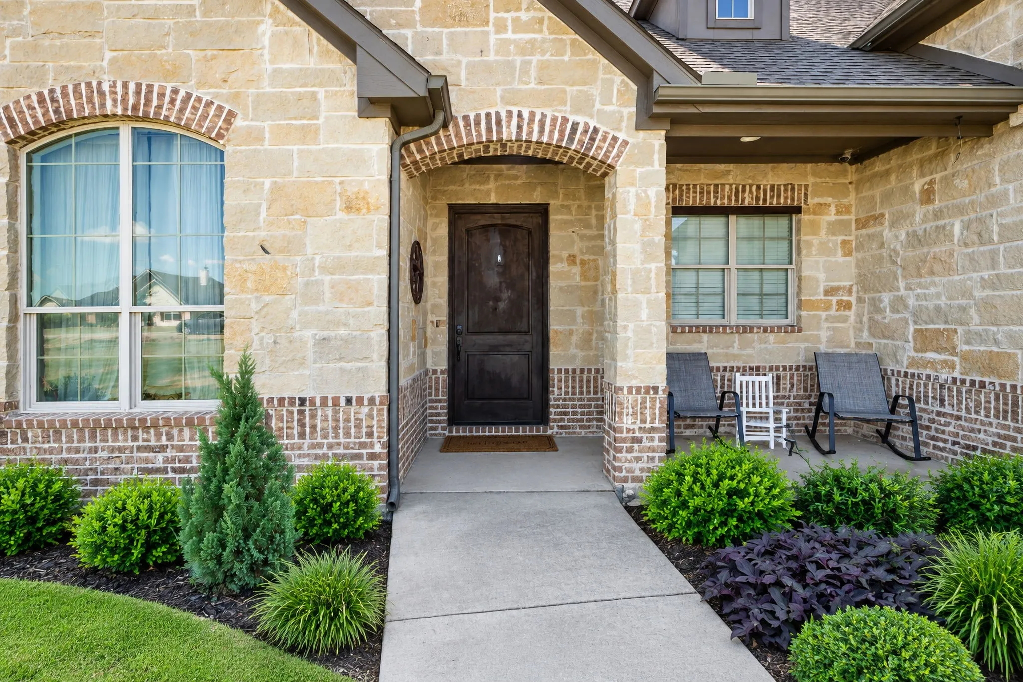 Single Family Residence For Sale in Hunt County , 3857 County Road 2156, Caddo Mills, Texas 75135, 4 Bedroom, 4 Bathroom, 2 Garage spaces, 2,798 Sqft, built in 2017, mls#21382582, Real Estate Agent in Caddo Mills, Homes For Sale in Hunt county, Homes For Sale in Caddo Mills, Realtor in Caddo Mills Texas, Real Estate Brokerage Independent Realty Texas, Luminita Cordes Realtor