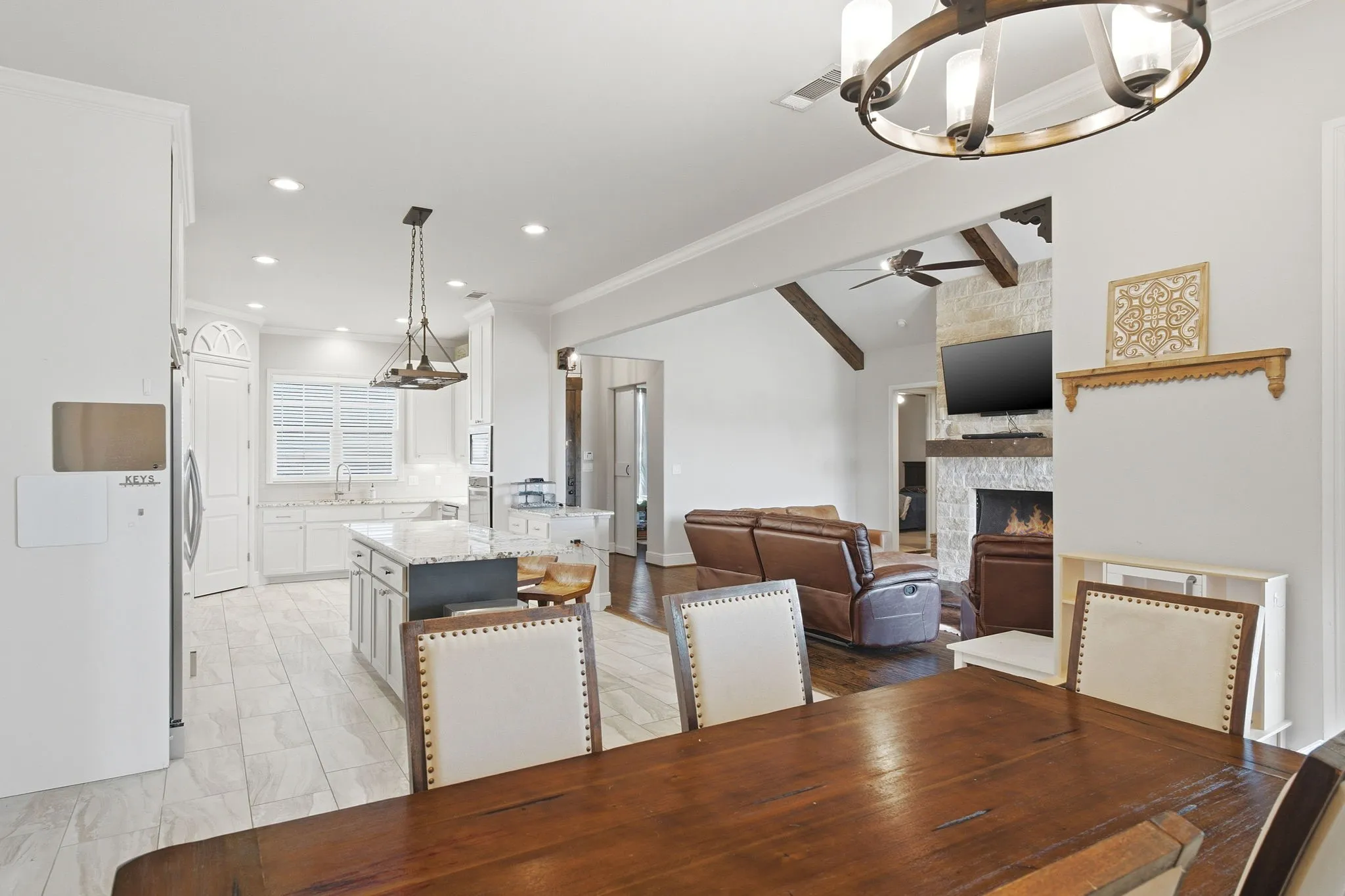 Single Family Residence For Sale in Hunt County , 3857 County Road 2156, Caddo Mills, Texas 75135, 4 Bedroom, 4 Bathroom, 2 Garage spaces, 2,798 Sqft, built in 2017, mls#21382582, Real Estate Agent in Caddo Mills, Homes For Sale in Hunt county, Homes For Sale in Caddo Mills, Realtor in Caddo Mills Texas, Real Estate Brokerage Independent Realty Texas, Luminita Cordes Realtor