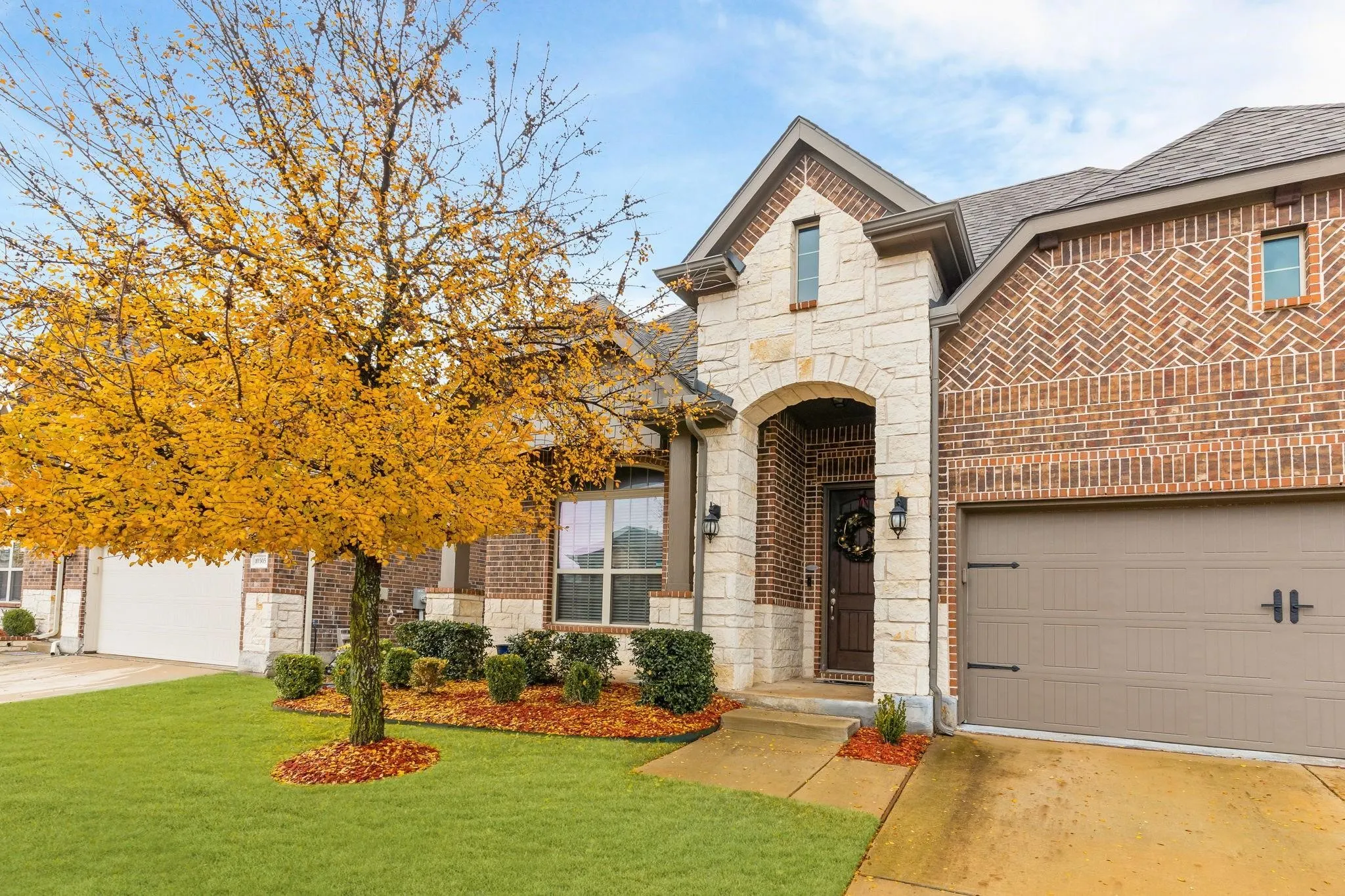 Single Family Residence For Sale in Collin County , 10309 Marathon Court, Mc Kinney, Texas 75071, 3 Bedroom, 2 Bathroom, 2 Garage spaces, 2,057 Sqft, built in 2018, mls#21395712, Real Estate Agent in Mc Kinney, Homes For Sale in Collin county, Homes For Sale in Mc Kinney, Realtor in Mc Kinney Texas, Real Estate Brokerage Independent Realty Texas, Luminita Cordes Realtor