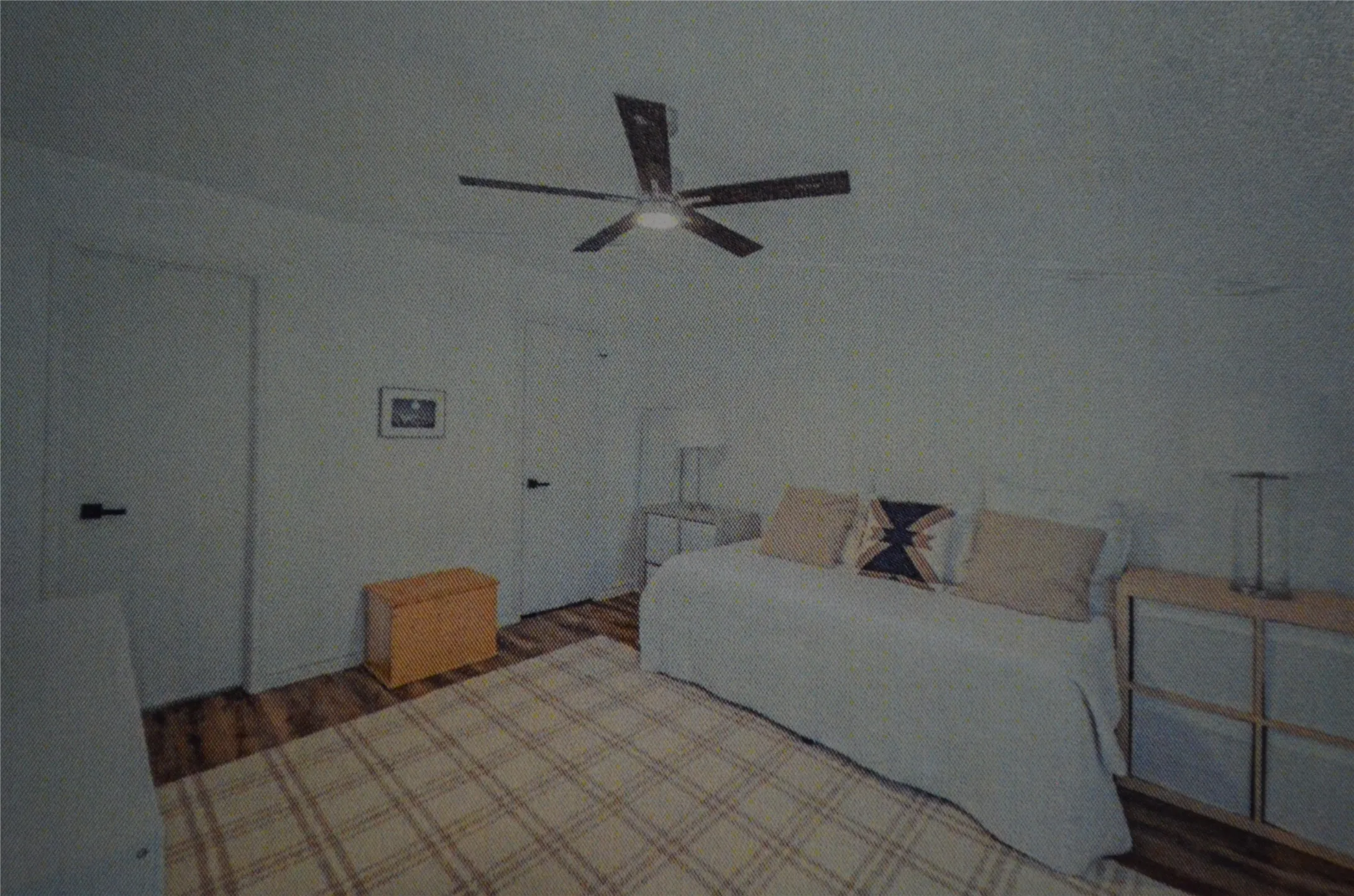Wood-finish flooring with a ceiling fan