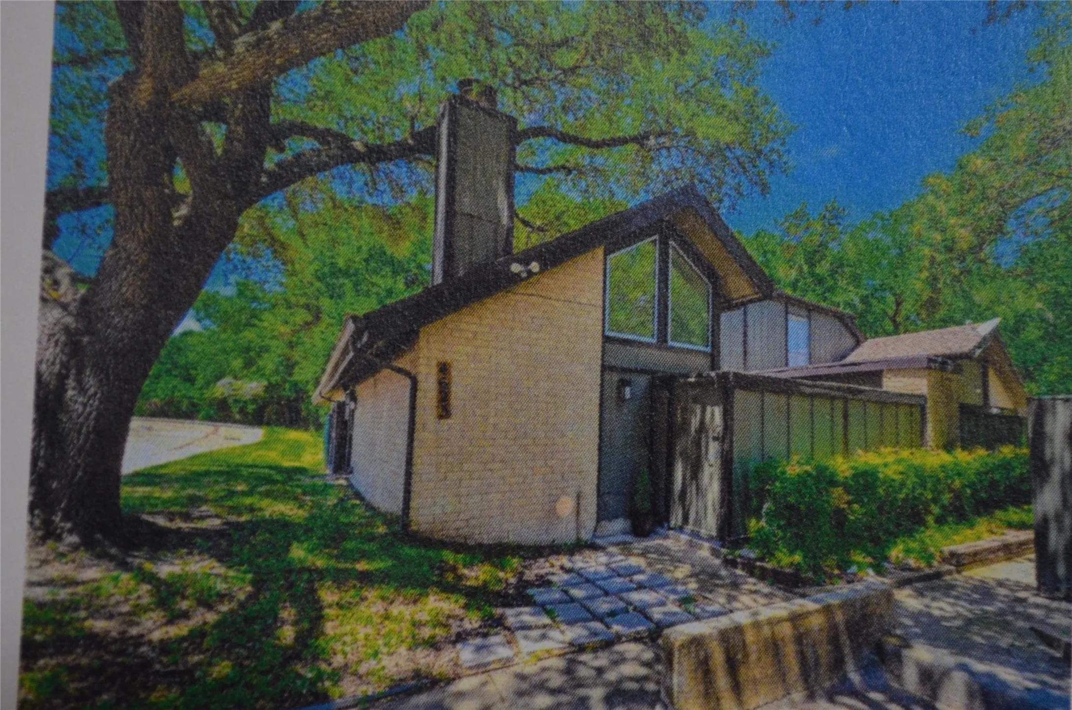 Condominium For Sale in Dallas County , 4623 Country Creek Drive 1046, Dallas, Texas 75236, 2 Bedroom, 2 Bathroom, Garage spaces, 1,046 Sqft, built in 1974, mls#21395704, Real Estate Agent in Dallas, Homes For Sale in Dallas county, Homes For Sale in Dallas, Realtor in Dallas Texas, Real Estate Brokerage Independent Realty Texas, Luminita Cordes Realtor
