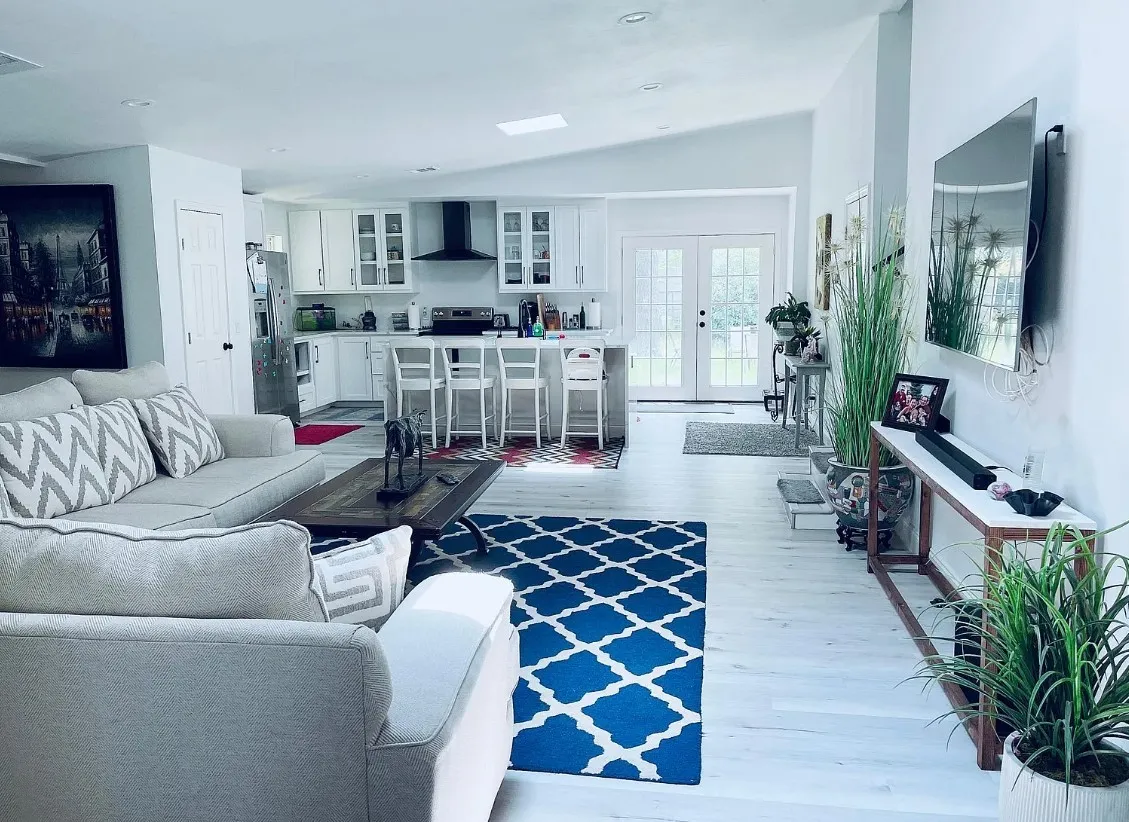 Single Family Residence For Rent in Tarrant County , 1324 Killian Drive, Arlington, Texas 76013, 3 Bedroom, 2 Bathroom, 2 Garage spaces, 1,834 Sqft, built in 1955, mls#21395713, Real Estate Agent in Arlington, Homes For Rent in Tarrant county, Homes For Rent in Arlington, Realtor in Arlington Texas, Real Estate Brokerage Independent Realty Texas, Luminita Cordes Realtor