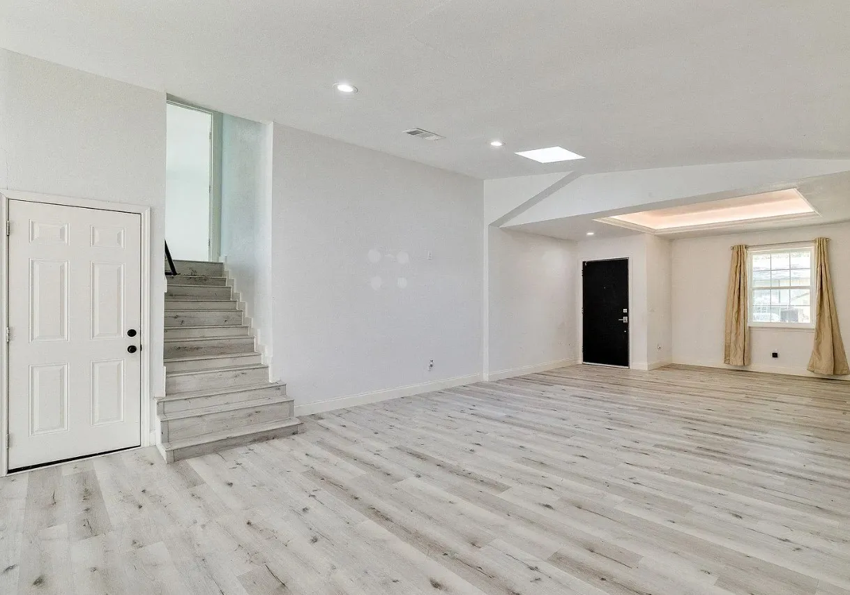 Single Family Residence For Rent in Tarrant County , 1324 Killian Drive, Arlington, Texas 76013, 3 Bedroom, 2 Bathroom, 2 Garage spaces, 1,834 Sqft, built in 1955, mls#21395713, Real Estate Agent in Arlington, Homes For Rent in Tarrant county, Homes For Rent in Arlington, Realtor in Arlington Texas, Real Estate Brokerage Independent Realty Texas, Luminita Cordes Realtor