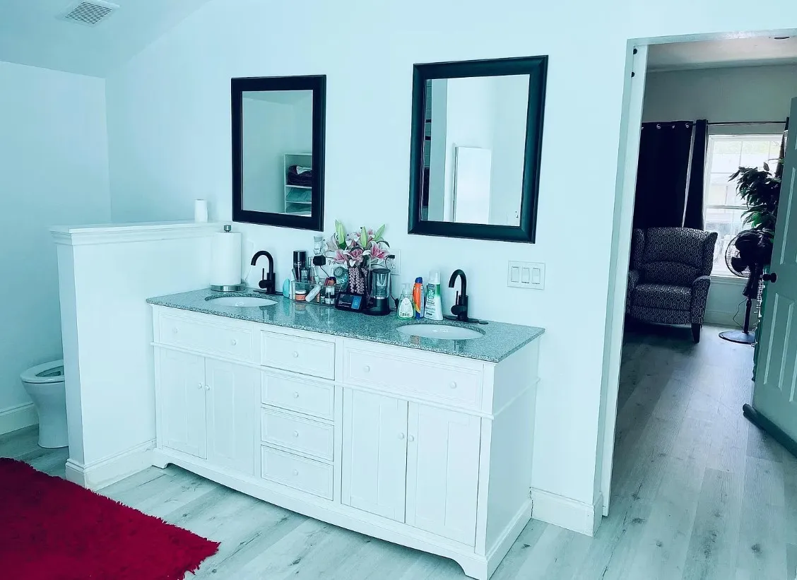 Single Family Residence For Rent in Tarrant County , 1324 Killian Drive, Arlington, Texas 76013, 3 Bedroom, 2 Bathroom, 2 Garage spaces, 1,834 Sqft, built in 1955, mls#21395713, Real Estate Agent in Arlington, Homes For Rent in Tarrant county, Homes For Rent in Arlington, Realtor in Arlington Texas, Real Estate Brokerage Independent Realty Texas, Luminita Cordes Realtor