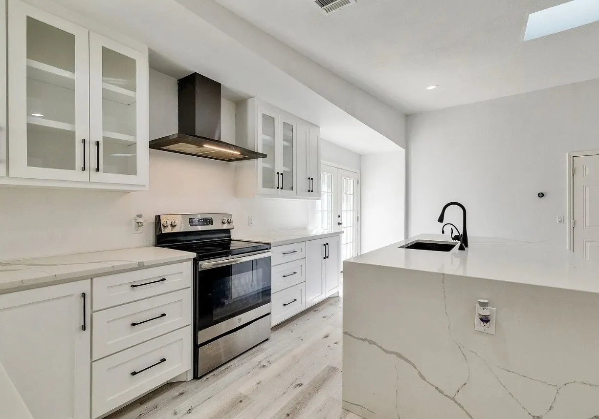 Single Family Residence For Rent in Tarrant County , 1324 Killian Drive, Arlington, Texas 76013, 3 Bedroom, 2 Bathroom, 2 Garage spaces, 1,834 Sqft, built in 1955, mls#21395713, Real Estate Agent in Arlington, Homes For Rent in Tarrant county, Homes For Rent in Arlington, Realtor in Arlington Texas, Real Estate Brokerage Independent Realty Texas, Luminita Cordes Realtor