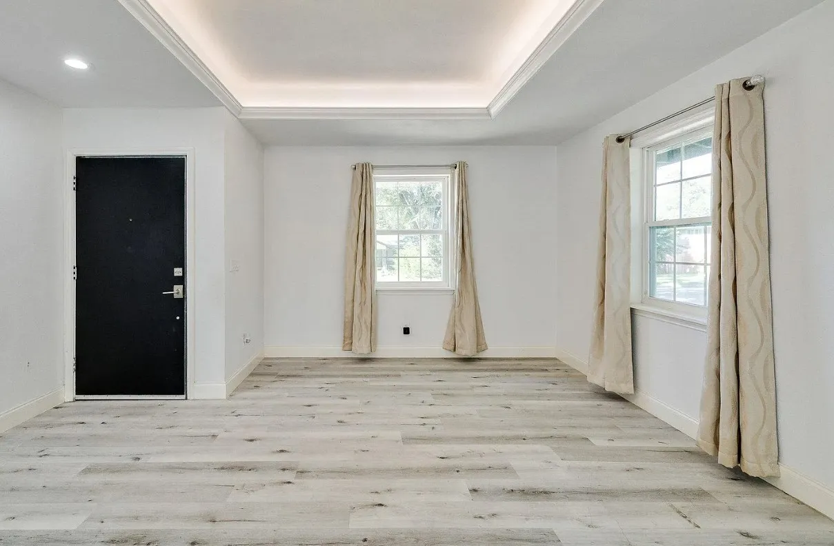 Single Family Residence For Rent in Tarrant County , 1324 Killian Drive, Arlington, Texas 76013, 3 Bedroom, 2 Bathroom, 2 Garage spaces, 1,834 Sqft, built in 1955, mls#21395713, Real Estate Agent in Arlington, Homes For Rent in Tarrant county, Homes For Rent in Arlington, Realtor in Arlington Texas, Real Estate Brokerage Independent Realty Texas, Luminita Cordes Realtor