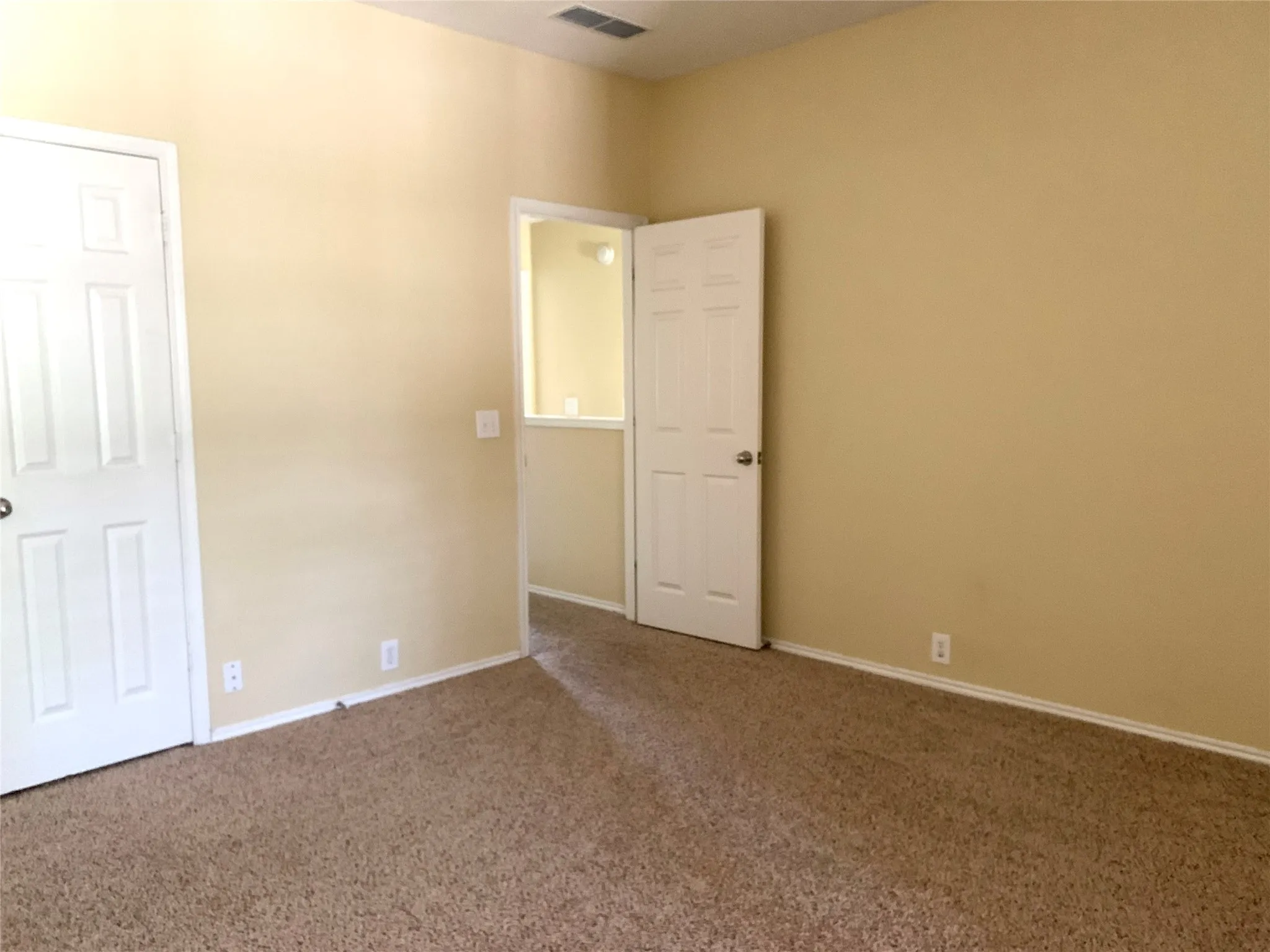Duplex For Rent in Collin County , 11406 Fountainbridge Drive, Frisco, Texas 75035, 4 Bedroom, 3 Bathroom, 2 Garage spaces, 1,901 Sqft, built in 2002, mls#21395715, Real Estate Agent in Frisco, Homes For Rent in Collin county, Homes For Rent in Frisco, Realtor in Frisco Texas, Real Estate Brokerage Independent Realty Texas, Luminita Cordes Realtor