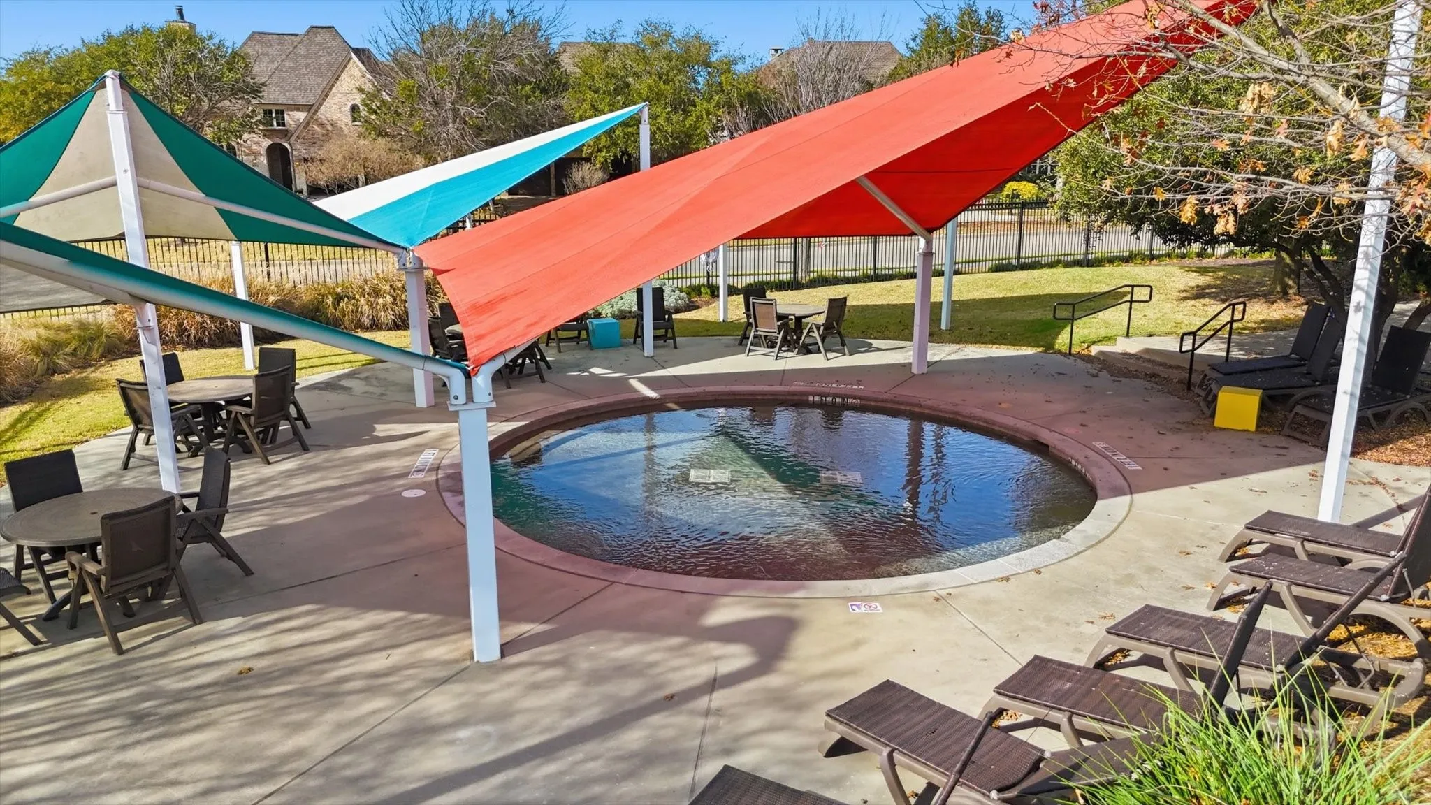 Single Family Residence For Sale in Denton County , 2913 Stonefield, The Colony, Texas 75056, 3 Bedroom, 3 Bathroom, 3 Garage spaces, 2,169 Sqft, built in 2020, mls#21395653, Real Estate Agent in The Colony, Homes For Sale in Denton county, Homes For Sale in The Colony, Realtor in The Colony Texas, Real Estate Brokerage Independent Realty Texas, Luminita Cordes Realtor