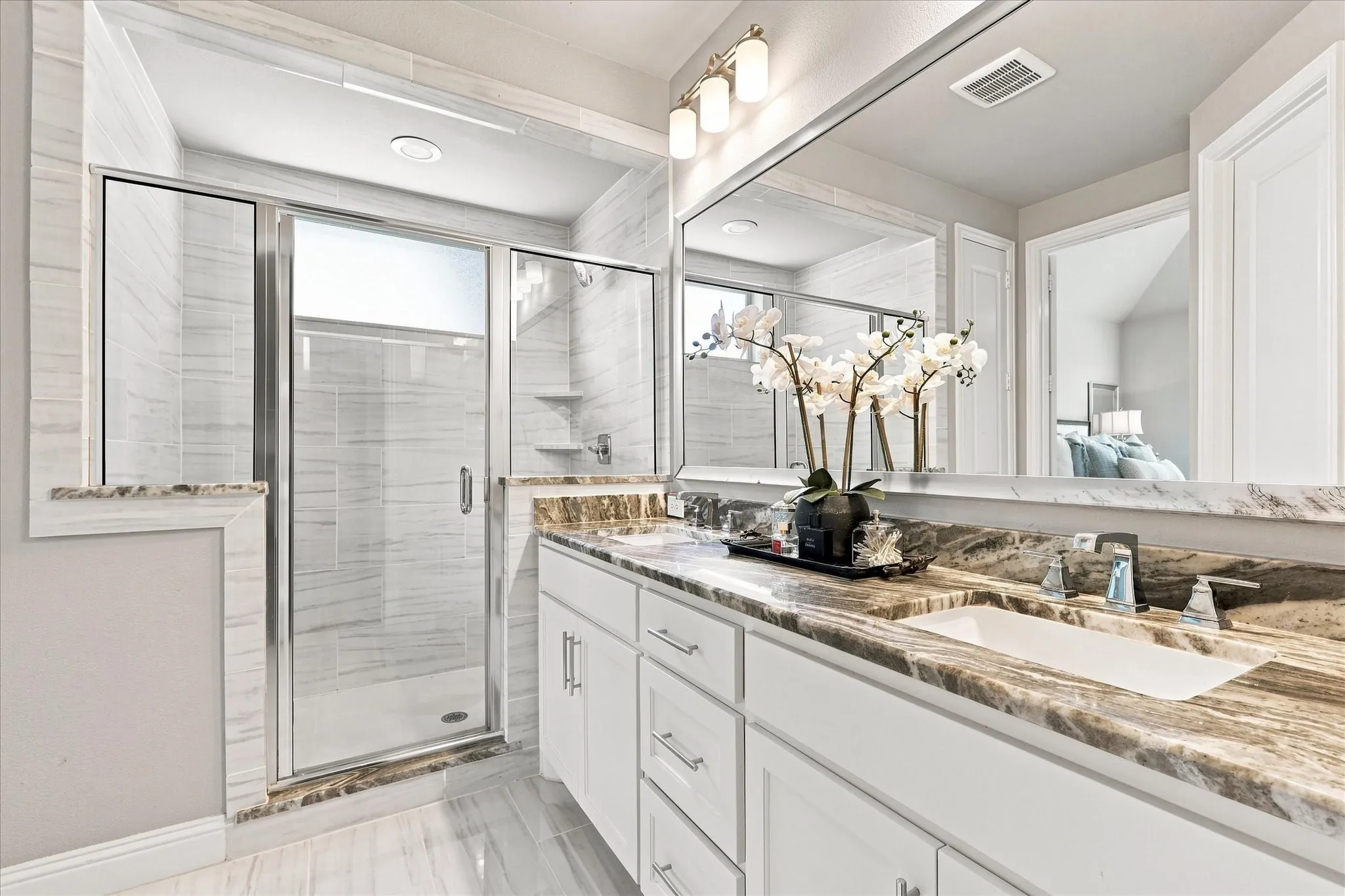 Single Family Residence For Sale in Denton County , 2913 Stonefield, The Colony, Texas 75056, 3 Bedroom, 3 Bathroom, 3 Garage spaces, 2,169 Sqft, built in 2020, mls#21395653, Real Estate Agent in The Colony, Homes For Sale in Denton county, Homes For Sale in The Colony, Realtor in The Colony Texas, Real Estate Brokerage Independent Realty Texas, Luminita Cordes Realtor