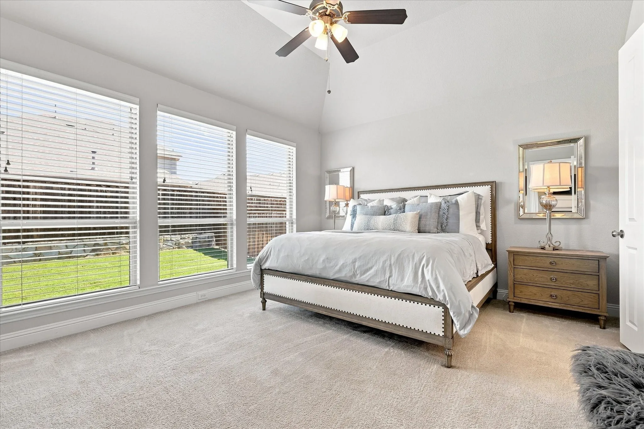 Single Family Residence For Sale in Denton County , 2913 Stonefield, The Colony, Texas 75056, 3 Bedroom, 3 Bathroom, 3 Garage spaces, 2,169 Sqft, built in 2020, mls#21395653, Real Estate Agent in The Colony, Homes For Sale in Denton county, Homes For Sale in The Colony, Realtor in The Colony Texas, Real Estate Brokerage Independent Realty Texas, Luminita Cordes Realtor