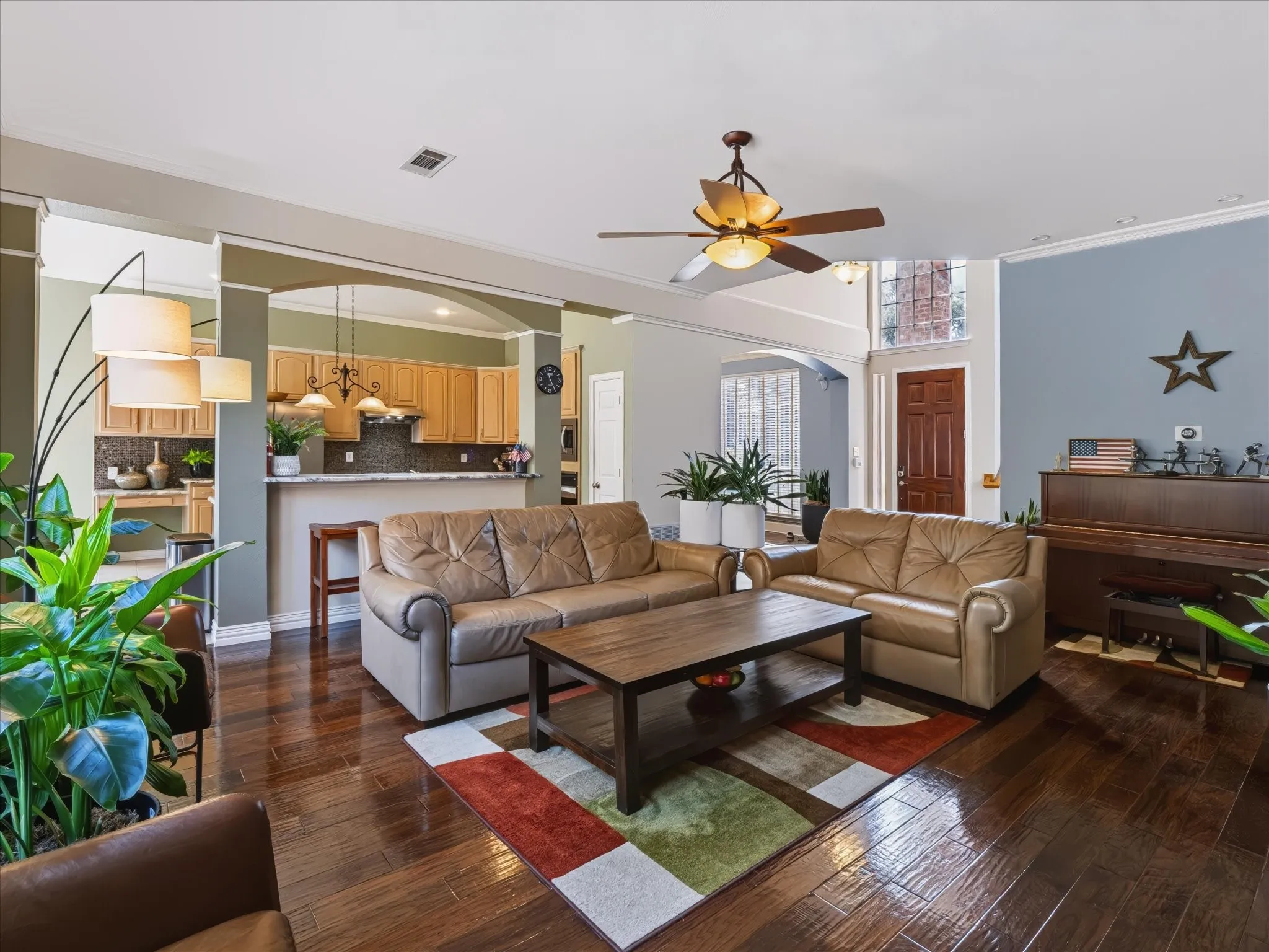 Single Family Residence For Sale in Denton County , 3600 Gaitland Circle, Flower Mound, Texas 75022, 4 Bedroom, 3 Bathroom, 2 Garage spaces, 2,883 Sqft, built in 1996, mls#21394651, Real Estate Agent in Flower Mound, Homes For Sale in Denton county, Homes For Sale in Flower Mound, Realtor in Flower Mound Texas, Real Estate Brokerage Independent Realty Texas, Luminita Cordes Realtor