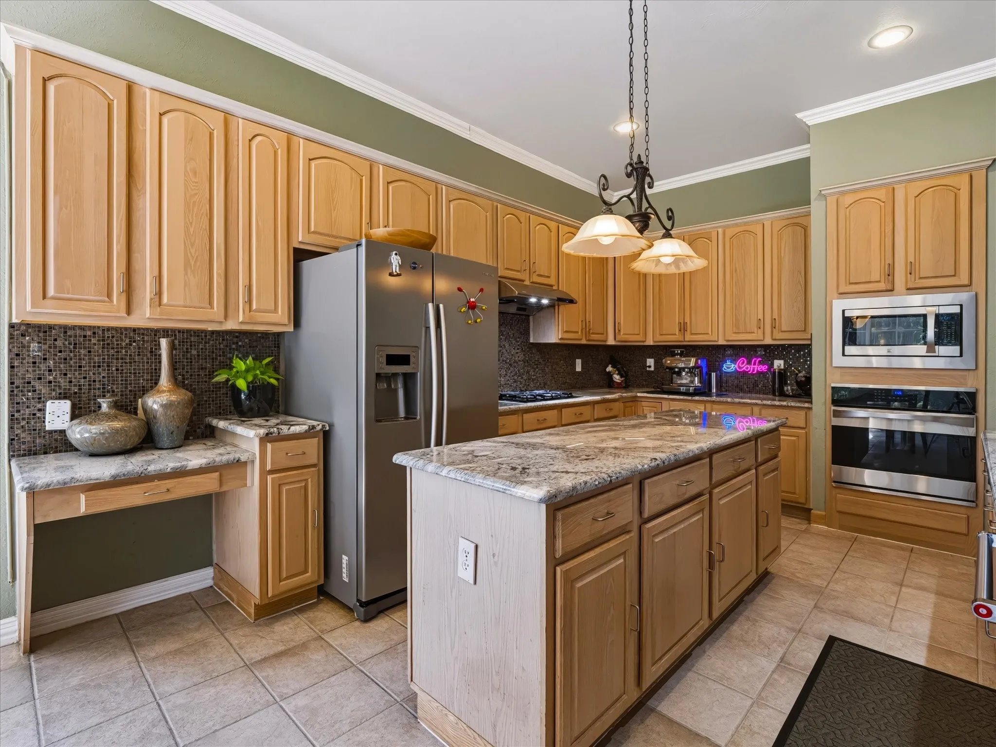 Single Family Residence For Sale in Denton County , 3600 Gaitland Circle, Flower Mound, Texas 75022, 4 Bedroom, 3 Bathroom, 2 Garage spaces, 2,883 Sqft, built in 1996, mls#21394651, Real Estate Agent in Flower Mound, Homes For Sale in Denton county, Homes For Sale in Flower Mound, Realtor in Flower Mound Texas, Real Estate Brokerage Independent Realty Texas, Luminita Cordes Realtor