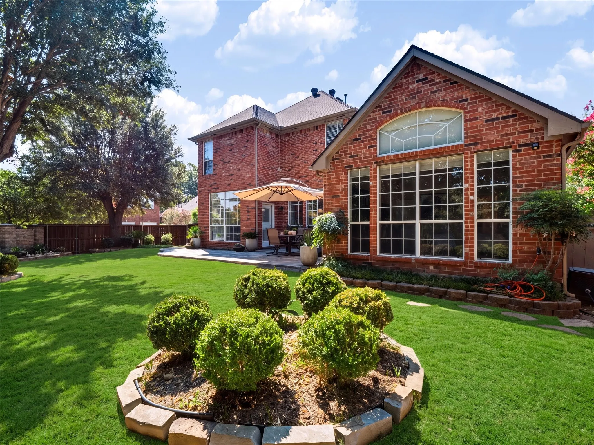 Single Family Residence For Sale in Denton County , 3600 Gaitland Circle, Flower Mound, Texas 75022, 4 Bedroom, 3 Bathroom, 2 Garage spaces, 2,883 Sqft, built in 1996, mls#21394651, Real Estate Agent in Flower Mound, Homes For Sale in Denton county, Homes For Sale in Flower Mound, Realtor in Flower Mound Texas, Real Estate Brokerage Independent Realty Texas, Luminita Cordes Realtor