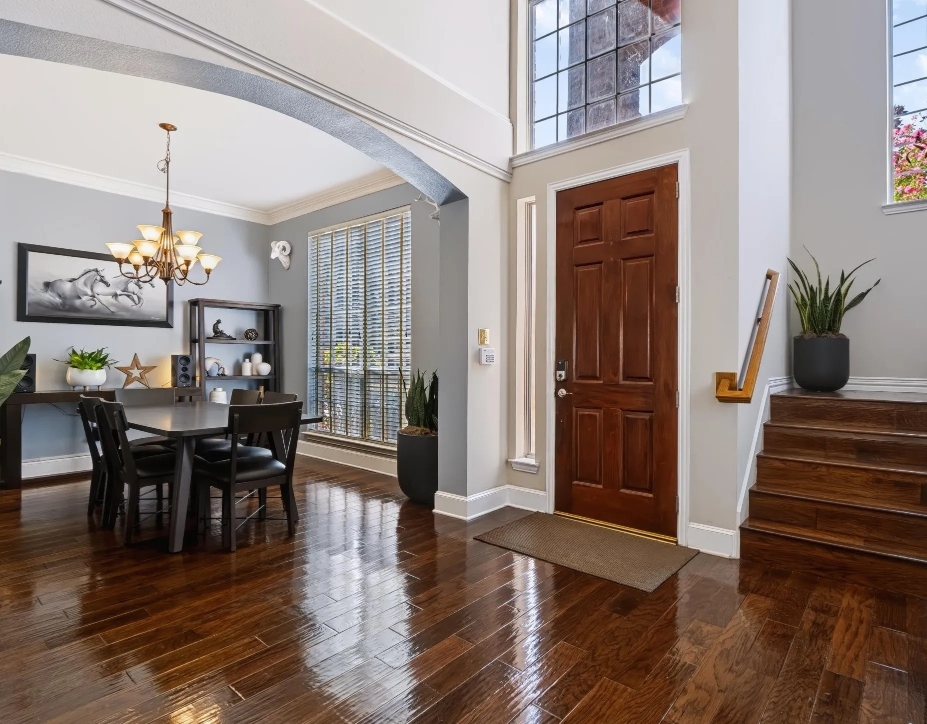 Single Family Residence For Sale in Denton County , 3600 Gaitland Circle, Flower Mound, Texas 75022, 4 Bedroom, 3 Bathroom, 2 Garage spaces, 2,883 Sqft, built in 1996, mls#21394651, Real Estate Agent in Flower Mound, Homes For Sale in Denton county, Homes For Sale in Flower Mound, Realtor in Flower Mound Texas, Real Estate Brokerage Independent Realty Texas, Luminita Cordes Realtor