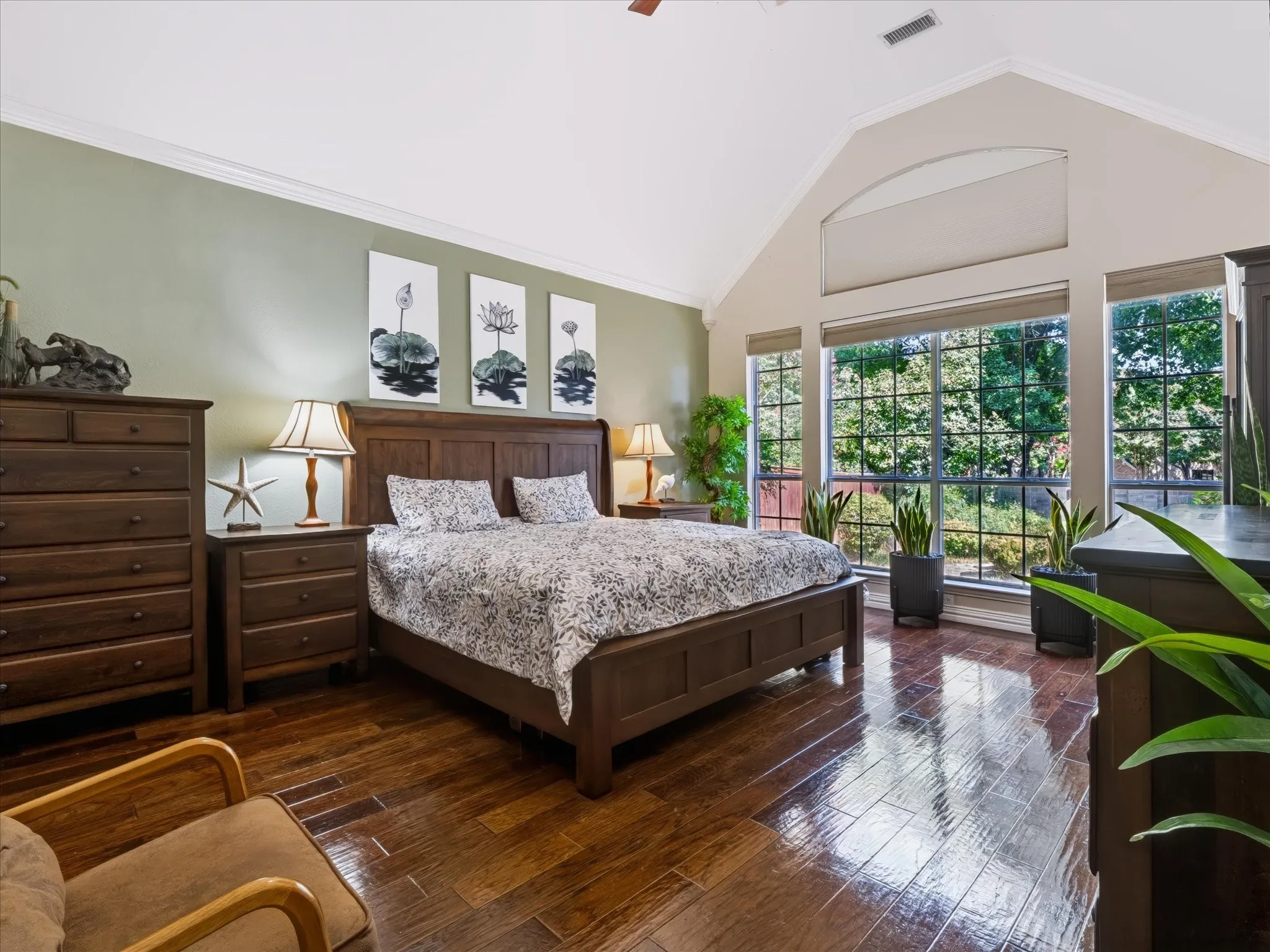 Single Family Residence For Sale in Denton County , 3600 Gaitland Circle, Flower Mound, Texas 75022, 4 Bedroom, 3 Bathroom, 2 Garage spaces, 2,883 Sqft, built in 1996, mls#21394651, Real Estate Agent in Flower Mound, Homes For Sale in Denton county, Homes For Sale in Flower Mound, Realtor in Flower Mound Texas, Real Estate Brokerage Independent Realty Texas, Luminita Cordes Realtor