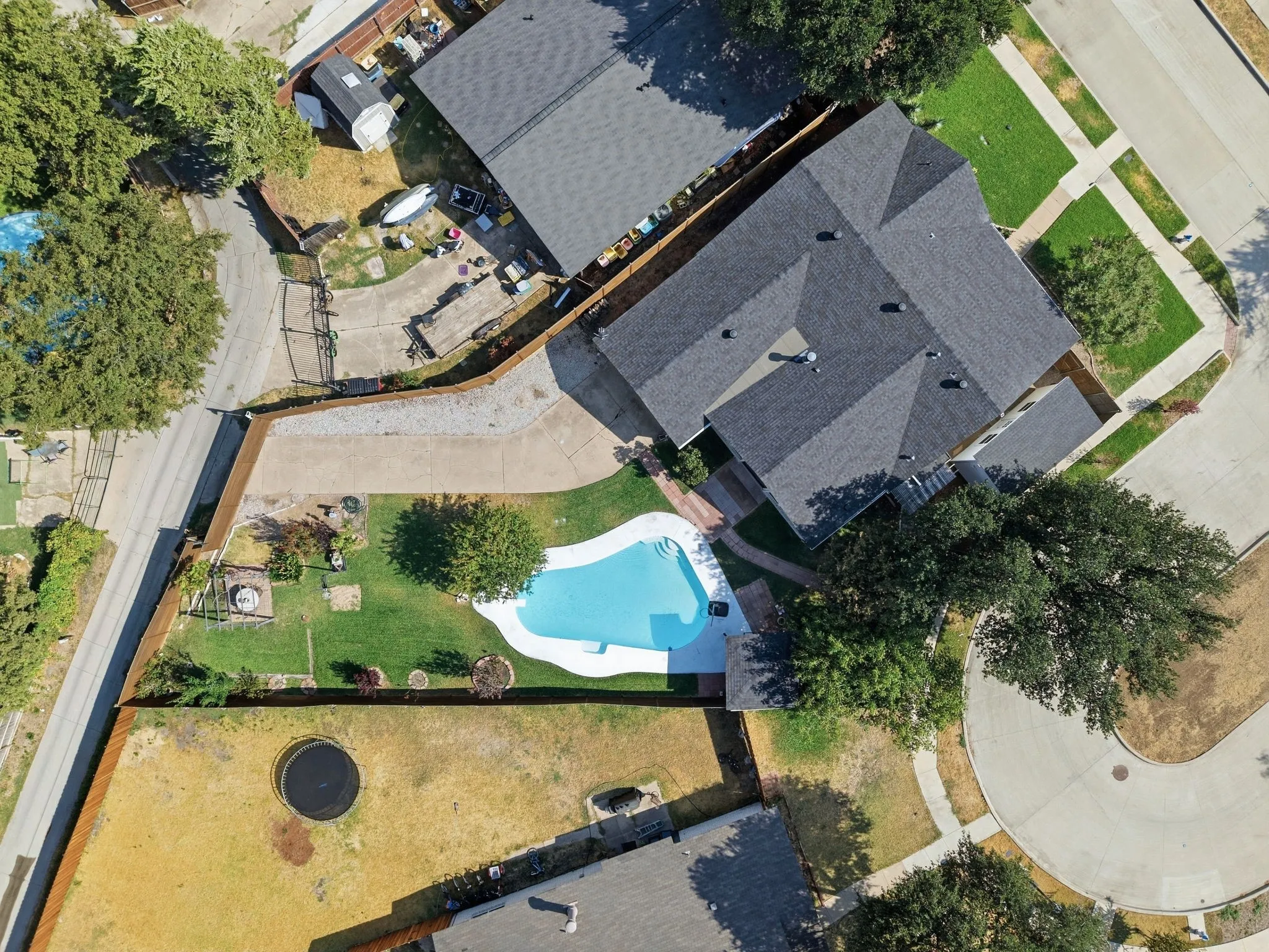 Single Family Residence For Sale in Denton County , 5037 Blue Glen Drive, The Colony, Texas 75056, 3 Bedroom, 2 Bathroom, 2 Garage spaces, 2,673 Sqft, built in 1974, mls#21395716, Real Estate Agent in The Colony, Homes For Sale in Denton county, Homes For Sale in The Colony, Realtor in The Colony Texas, Real Estate Brokerage Independent Realty Texas, Luminita Cordes Realtor