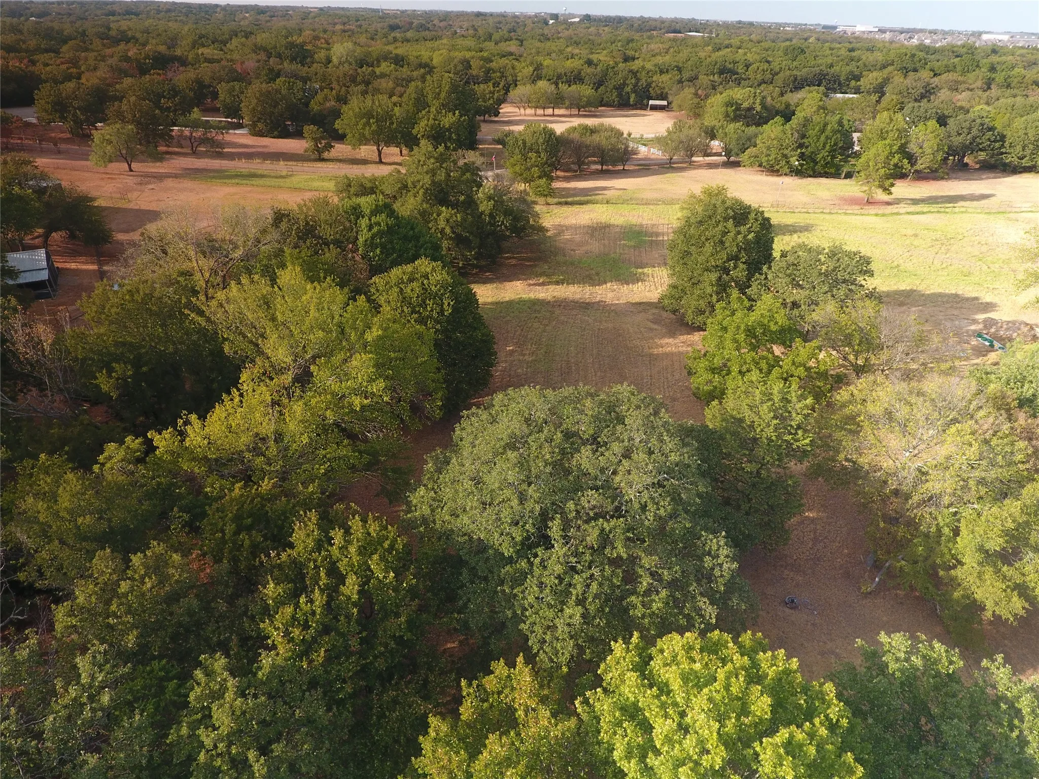 Single Family Residence For Sale in Denton County , 760 Amber Lane, Little Elm, Texas 75068, 4 Bedroom, 3 Bathroom, 3 Garage spaces, 3,383 Sqft, built in 1999, mls#21395625, Real Estate Agent in Little Elm, Homes For Sale in Denton county, Homes For Sale in Little Elm, Realtor in Little Elm Texas, Real Estate Brokerage Independent Realty Texas, Luminita Cordes Realtor