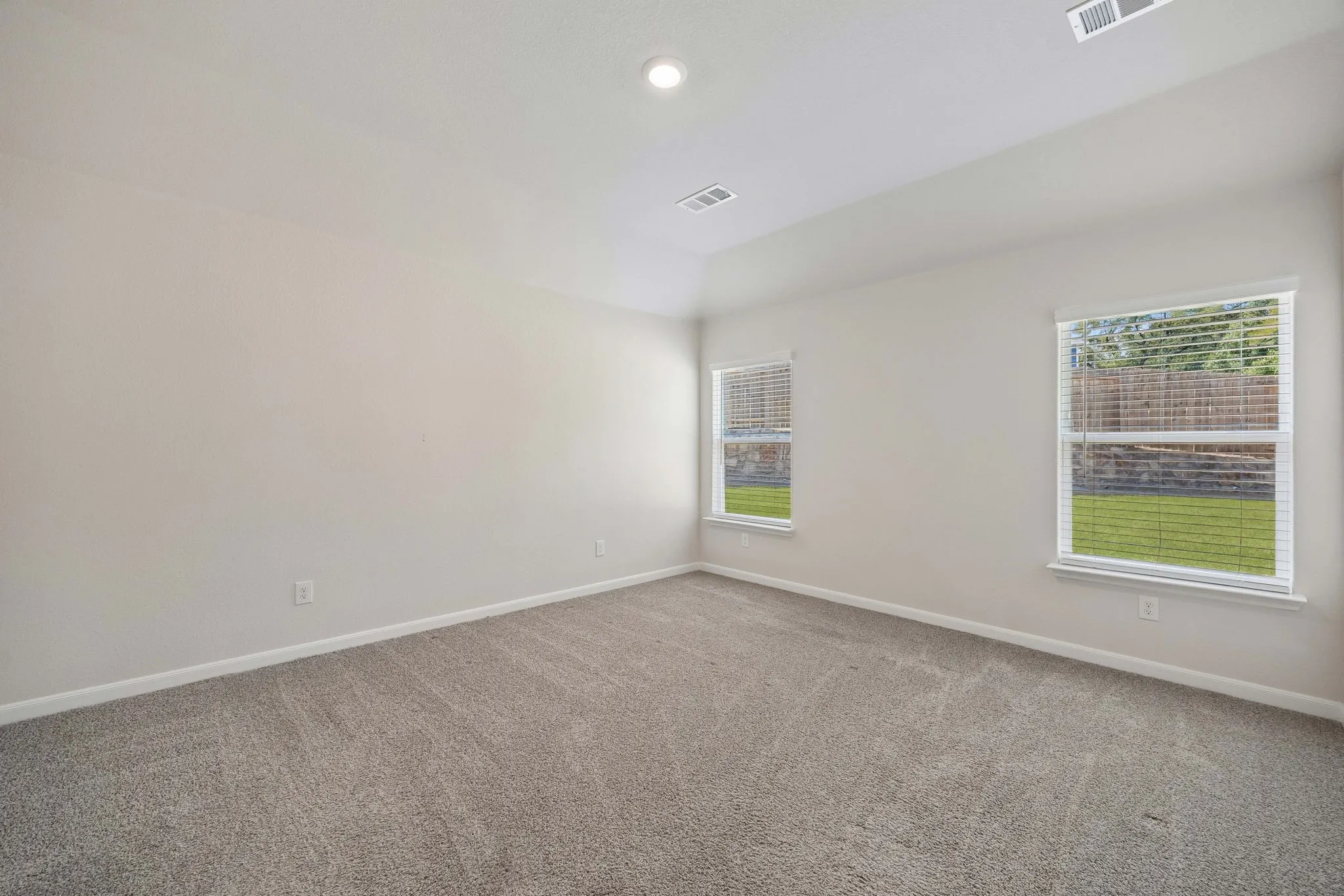 Single Family Residence For Rent in Dallas County , 6307 Rain Lily Drive, Dallas, Texas 75241, 4 Bedroom, 2 Bathroom, 2 Garage spaces, 1,732 Sqft, built in 2024, mls#21386884, Real Estate Agent in Dallas, Homes For Rent in Dallas county, Homes For Rent in Dallas, Realtor in Dallas Texas, Real Estate Brokerage Independent Realty Texas, Luminita Cordes Realtor