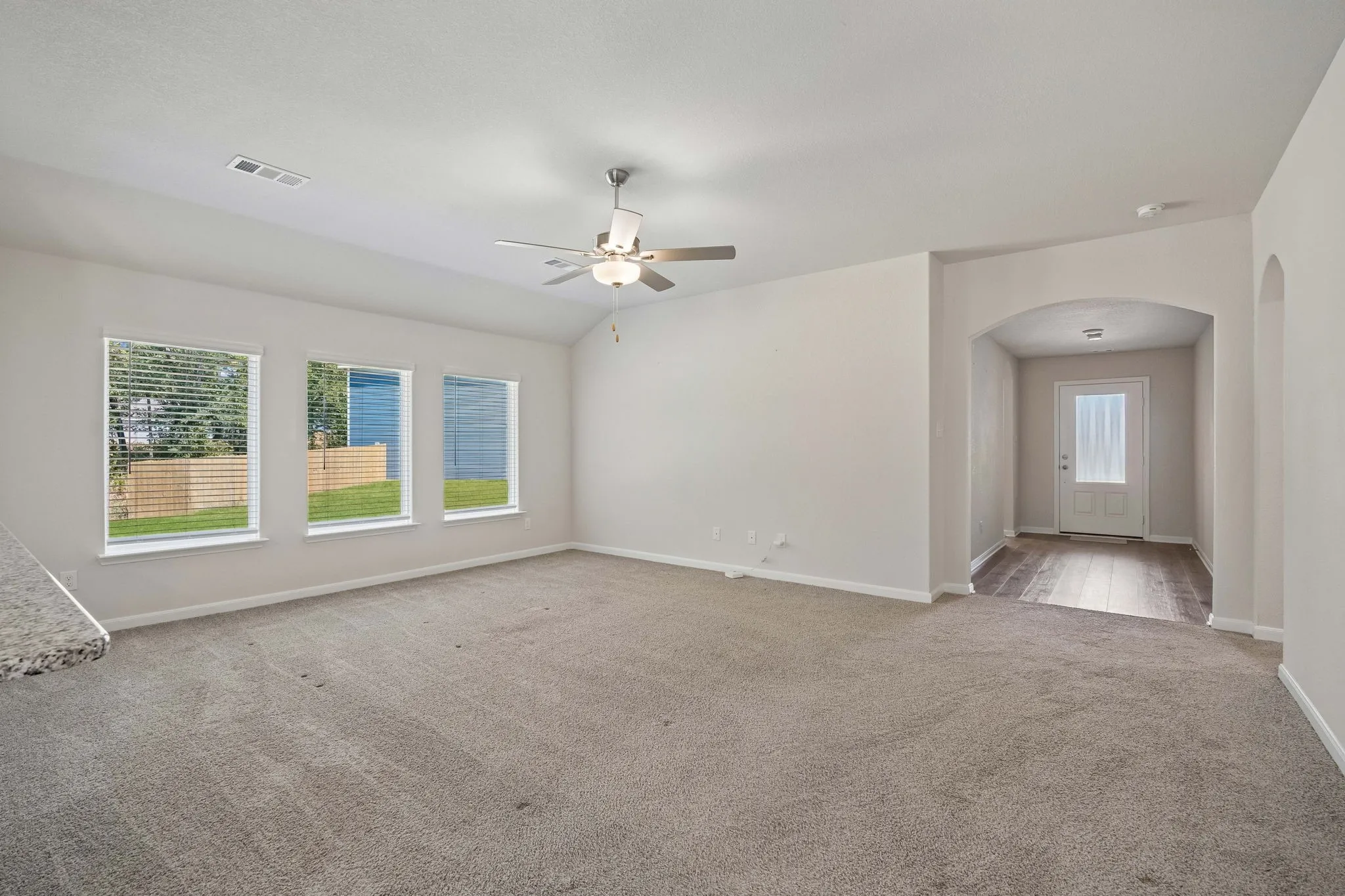 Single Family Residence For Rent in Dallas County , 6307 Rain Lily Drive, Dallas, Texas 75241, 4 Bedroom, 2 Bathroom, 2 Garage spaces, 1,732 Sqft, built in 2024, mls#21386884, Real Estate Agent in Dallas, Homes For Rent in Dallas county, Homes For Rent in Dallas, Realtor in Dallas Texas, Real Estate Brokerage Independent Realty Texas, Luminita Cordes Realtor