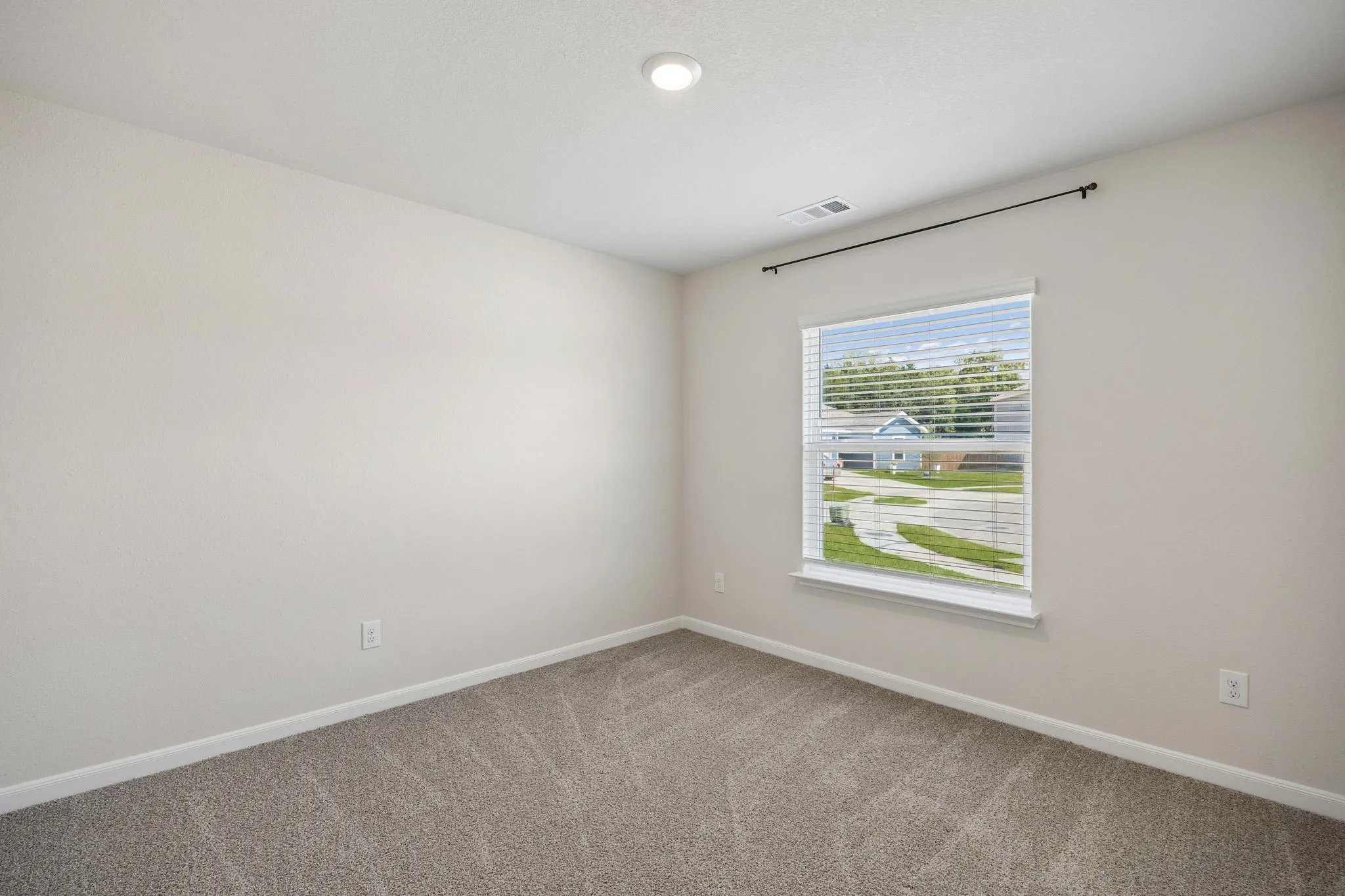 Single Family Residence For Rent in Dallas County , 6307 Rain Lily Drive, Dallas, Texas 75241, 4 Bedroom, 2 Bathroom, 2 Garage spaces, 1,732 Sqft, built in 2024, mls#21386884, Real Estate Agent in Dallas, Homes For Rent in Dallas county, Homes For Rent in Dallas, Realtor in Dallas Texas, Real Estate Brokerage Independent Realty Texas, Luminita Cordes Realtor
