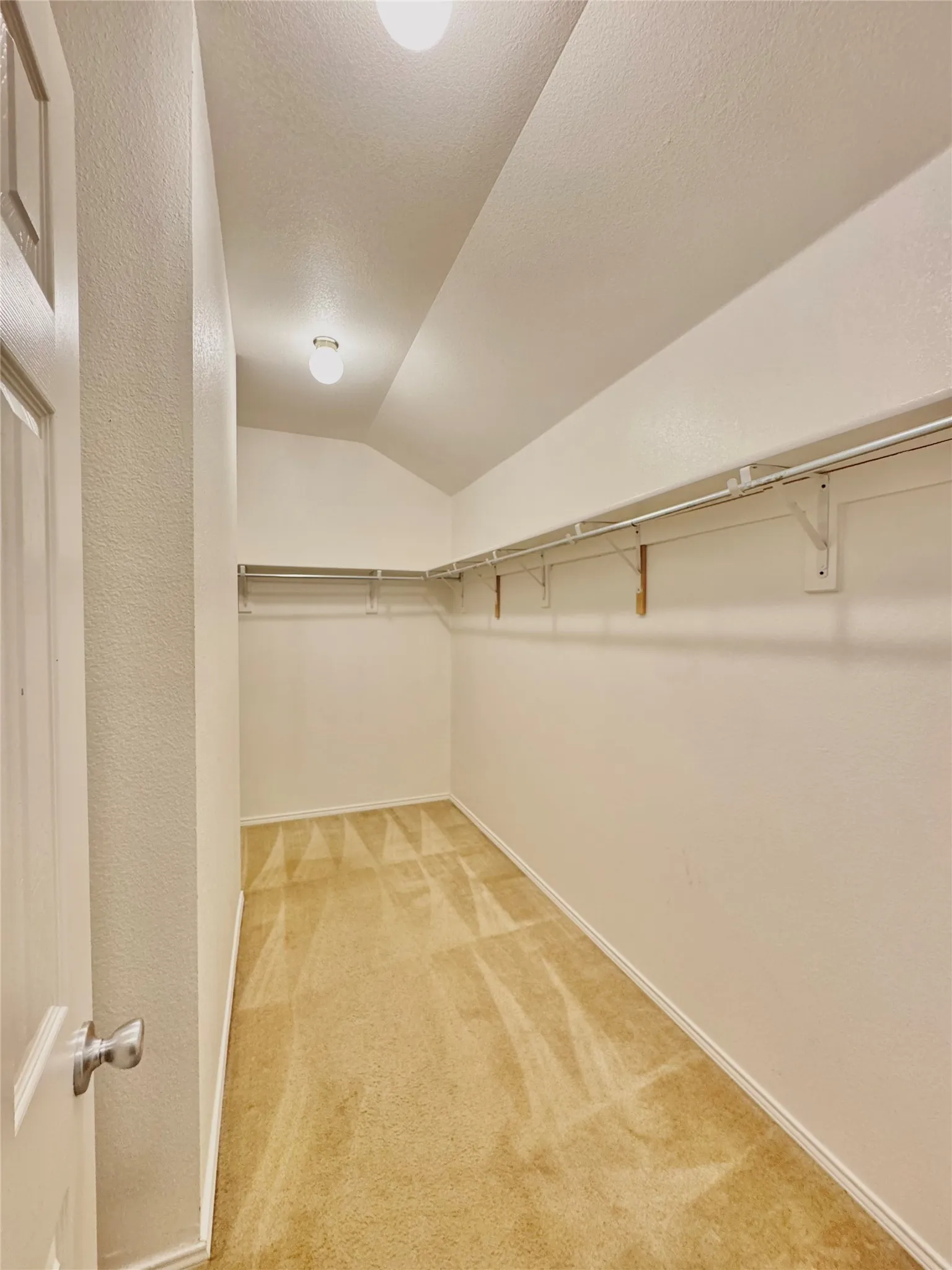 Primary closet will have LVT installed