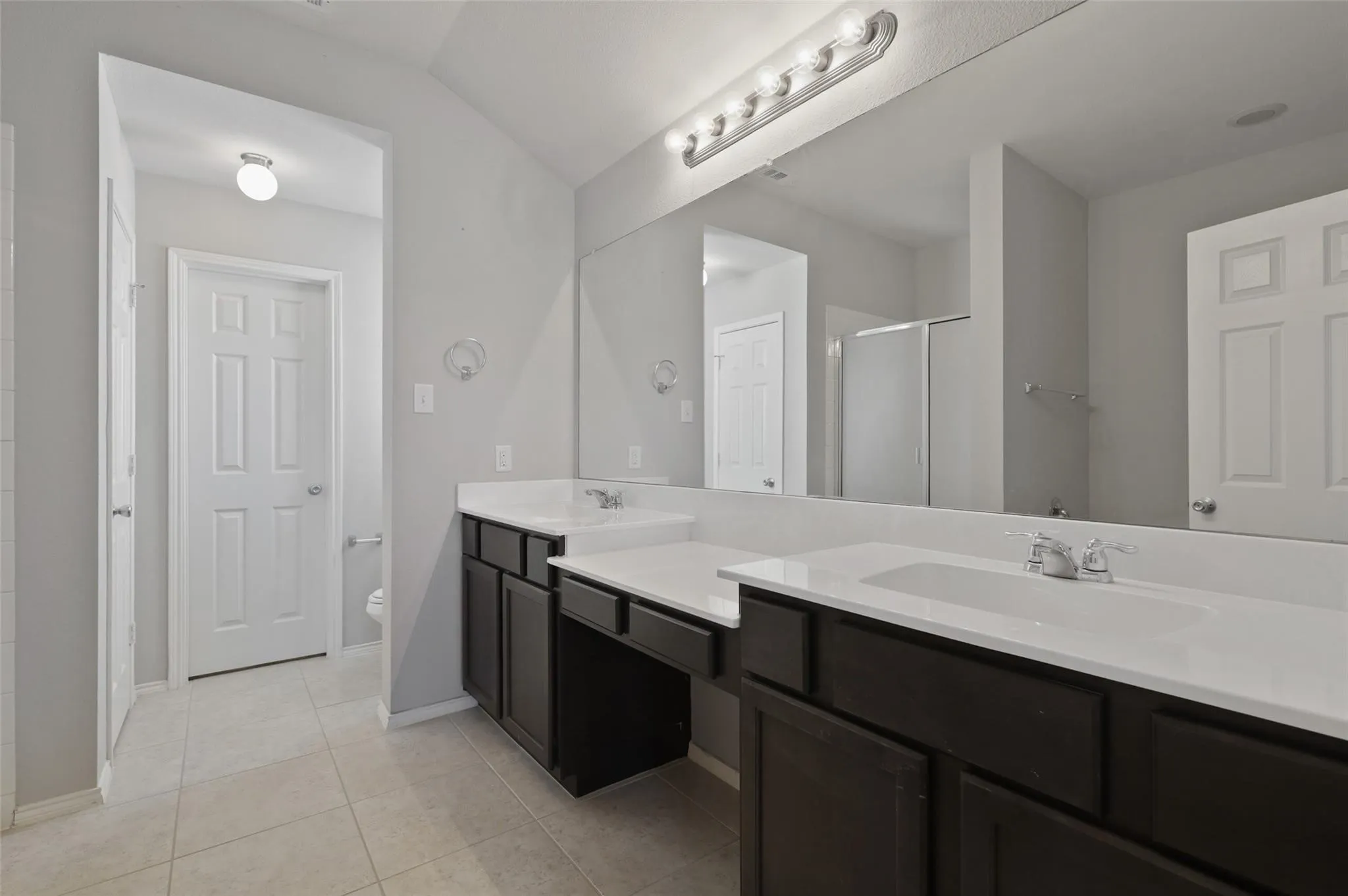 Single Family Residence For Rent in Collin County , 1725 Wildflower Lane, Wylie, Texas 75098, 3 Bedroom, 2 Bathroom, 2 Garage spaces, 1,859 Sqft, built in 2015, mls#21395733, Real Estate Agent in Wylie, Homes For Rent in Collin county, Homes For Rent in Wylie, Realtor in Wylie Texas, Real Estate Brokerage Independent Realty Texas, Luminita Cordes Realtor