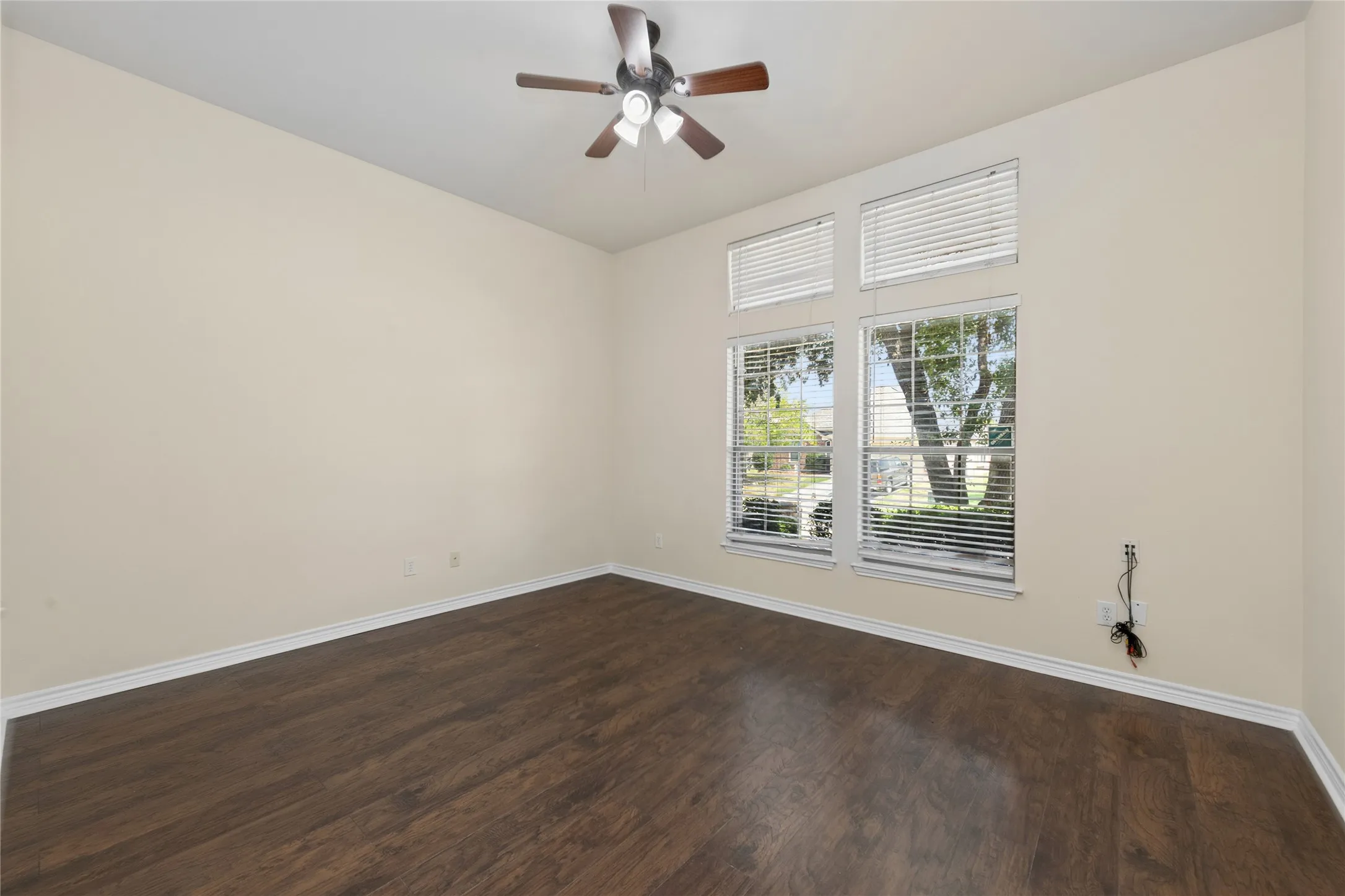 Single Family Residence For Rent in Collin County , 515 Mustang Trail, Celina, Texas 75009, 4 Bedroom, 2 Bathroom, 2 Garage spaces, 2,306 Sqft, built in 2007, mls#21395724, Real Estate Agent in Celina, Homes For Rent in Collin county, Homes For Rent in Celina, Realtor in Celina Texas, Real Estate Brokerage Independent Realty Texas, Luminita Cordes Realtor