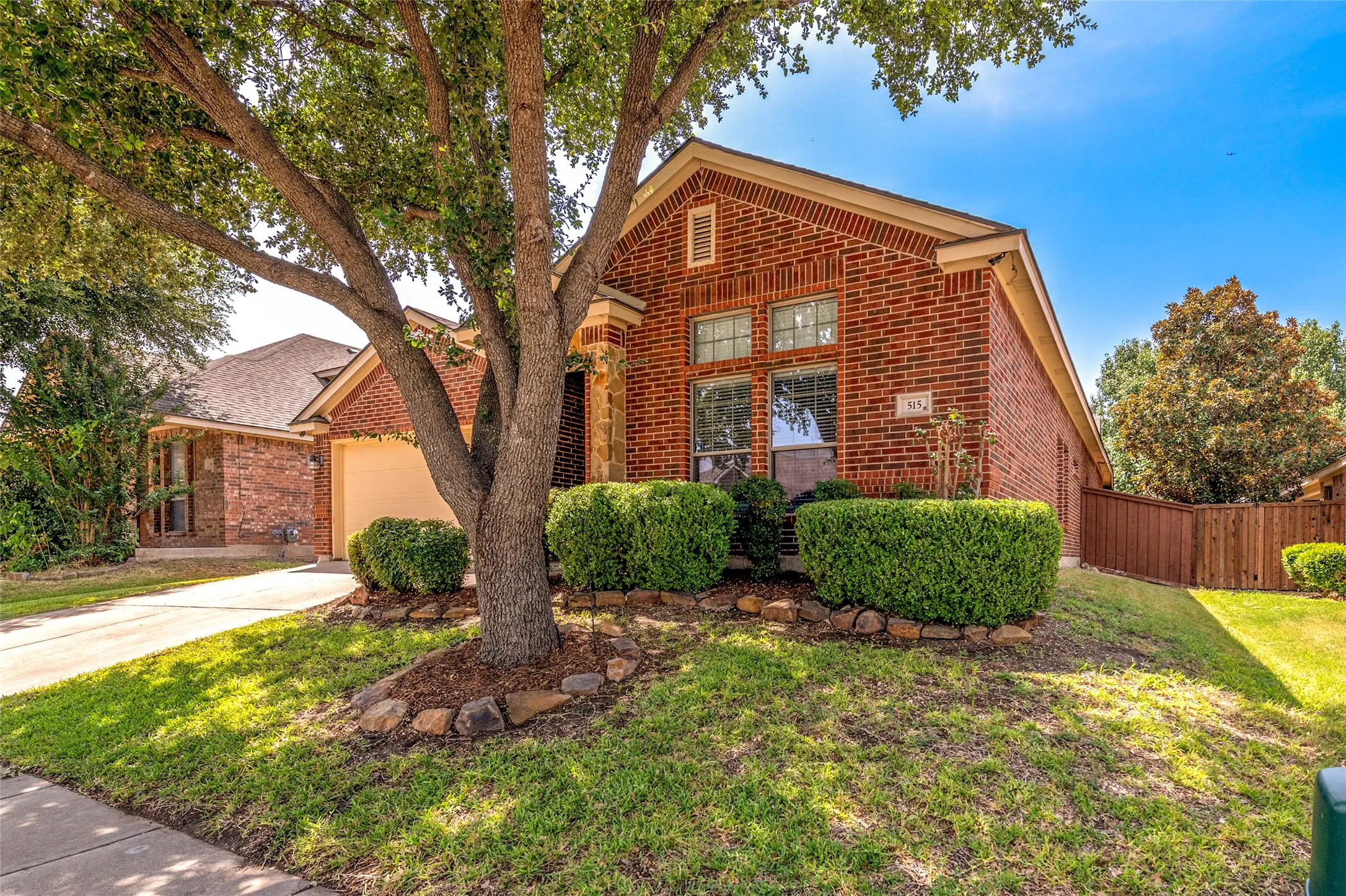 Single Family Residence For Rent in Collin County , 515 Mustang Trail, Celina, Texas 75009, 4 Bedroom, 2 Bathroom, 2 Garage spaces, 2,306 Sqft, built in 2007, mls#21395724, Real Estate Agent in Celina, Homes For Rent in Collin county, Homes For Rent in Celina, Realtor in Celina Texas, Real Estate Brokerage Independent Realty Texas, Luminita Cordes Realtor