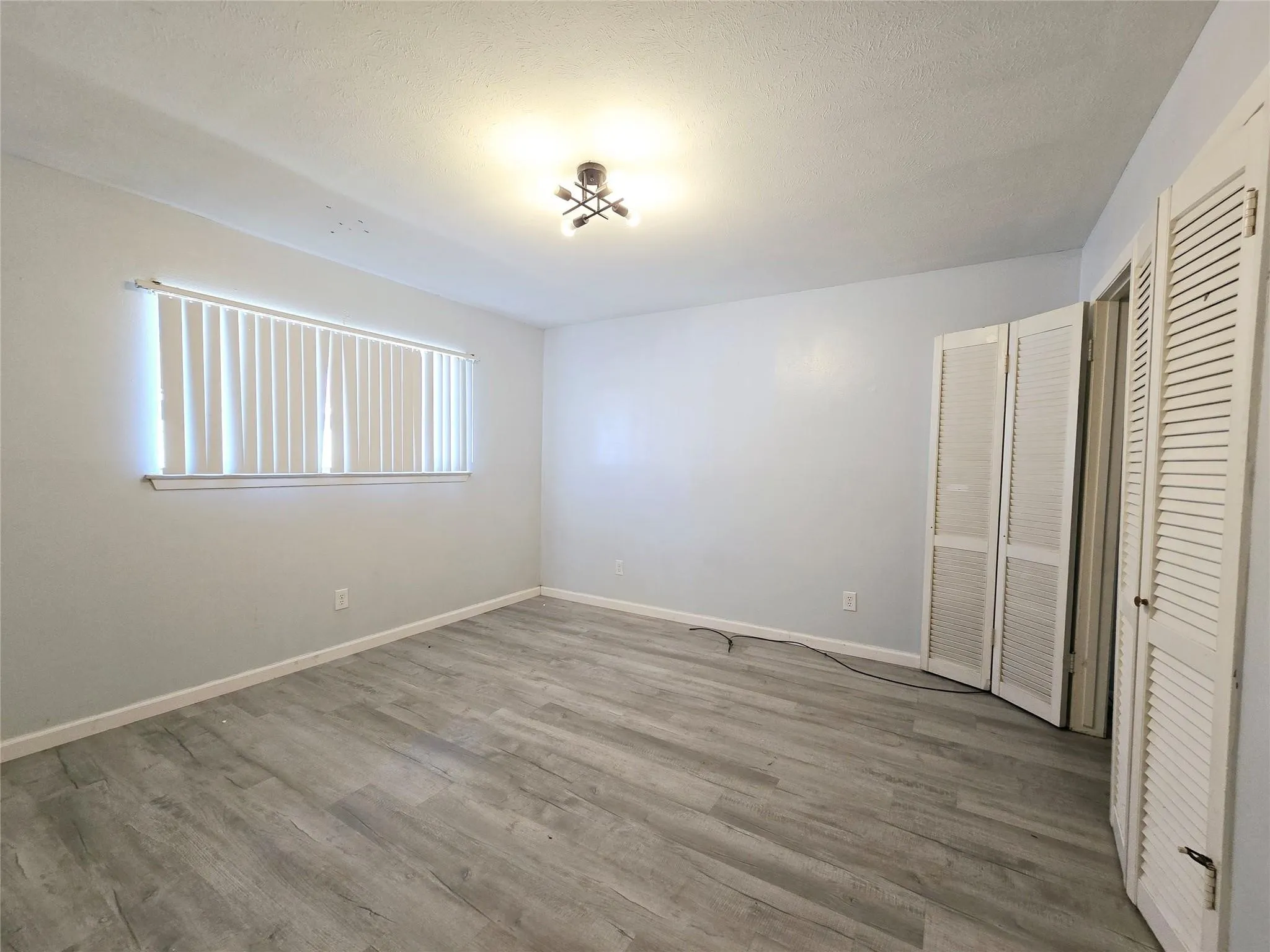Single Family Residence For Rent in Dallas County , 902 Spring Valley #A Plaza, Richardson, Texas 75080, 2 Bedroom, 1 Bathroom, 2 Garage spaces, 1,214 Sqft, built in 1963, mls#21395737, Real Estate Agent in Richardson, Homes For Rent in Dallas county, Homes For Rent in Richardson, Realtor in Richardson Texas, Real Estate Brokerage Independent Realty Texas, Luminita Cordes Realtor