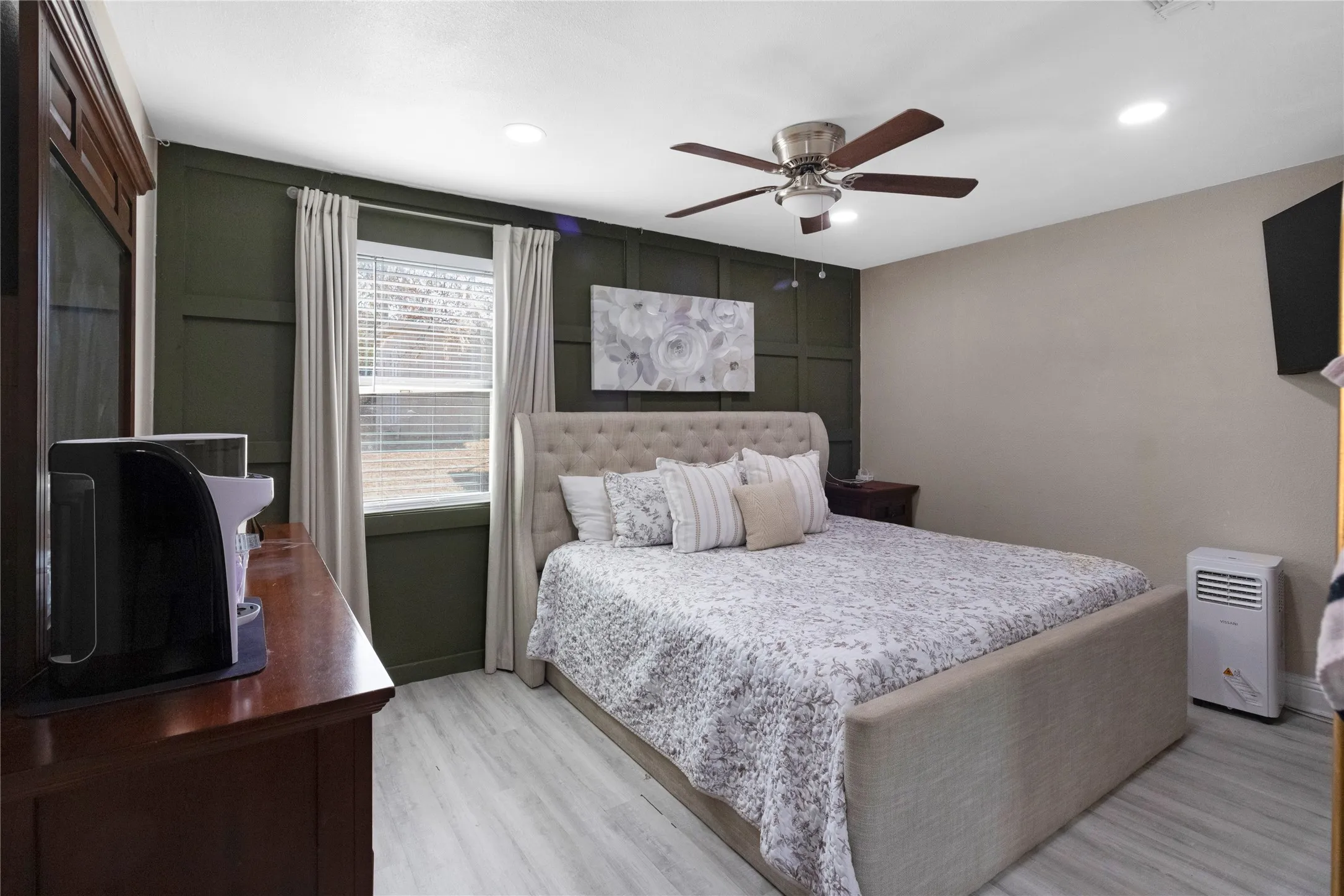 Accent wall with board and batten detailing