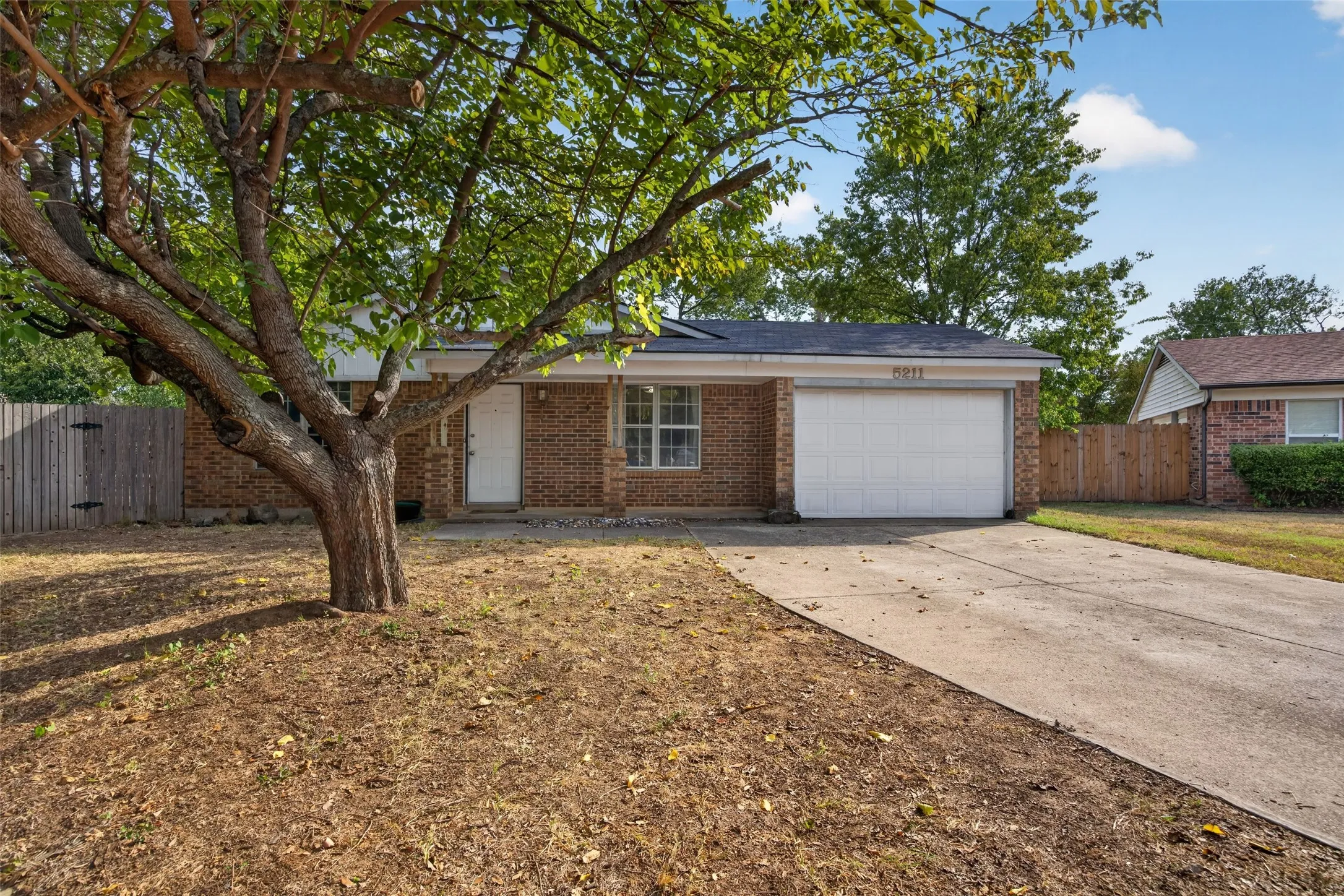 Cul-de-sac lot with great curb appeal and mature trees