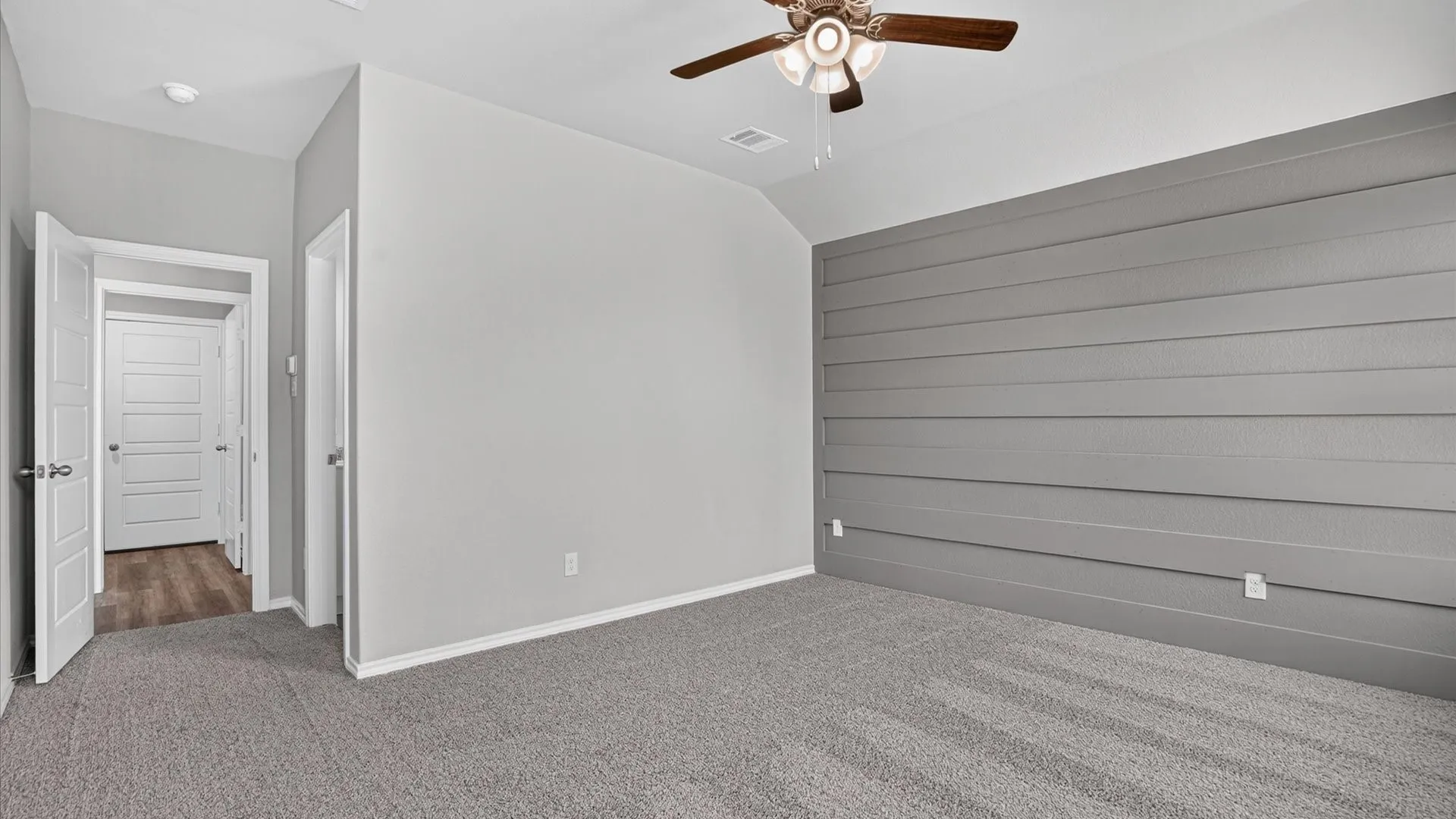 Single Family Residence For Sale in Johnson County , 357 AMELIA Avenue, Godley, Texas 76044, 4 Bedroom, 2 Bathroom, 2 Garage spaces, 1,405 Sqft, built in 2026, mls#21395185, Real Estate Agent in Godley, Homes For Sale in Johnson county, Homes For Sale in Godley, Realtor in Godley Texas, Real Estate Brokerage Independent Realty Texas, Luminita Cordes Realtor