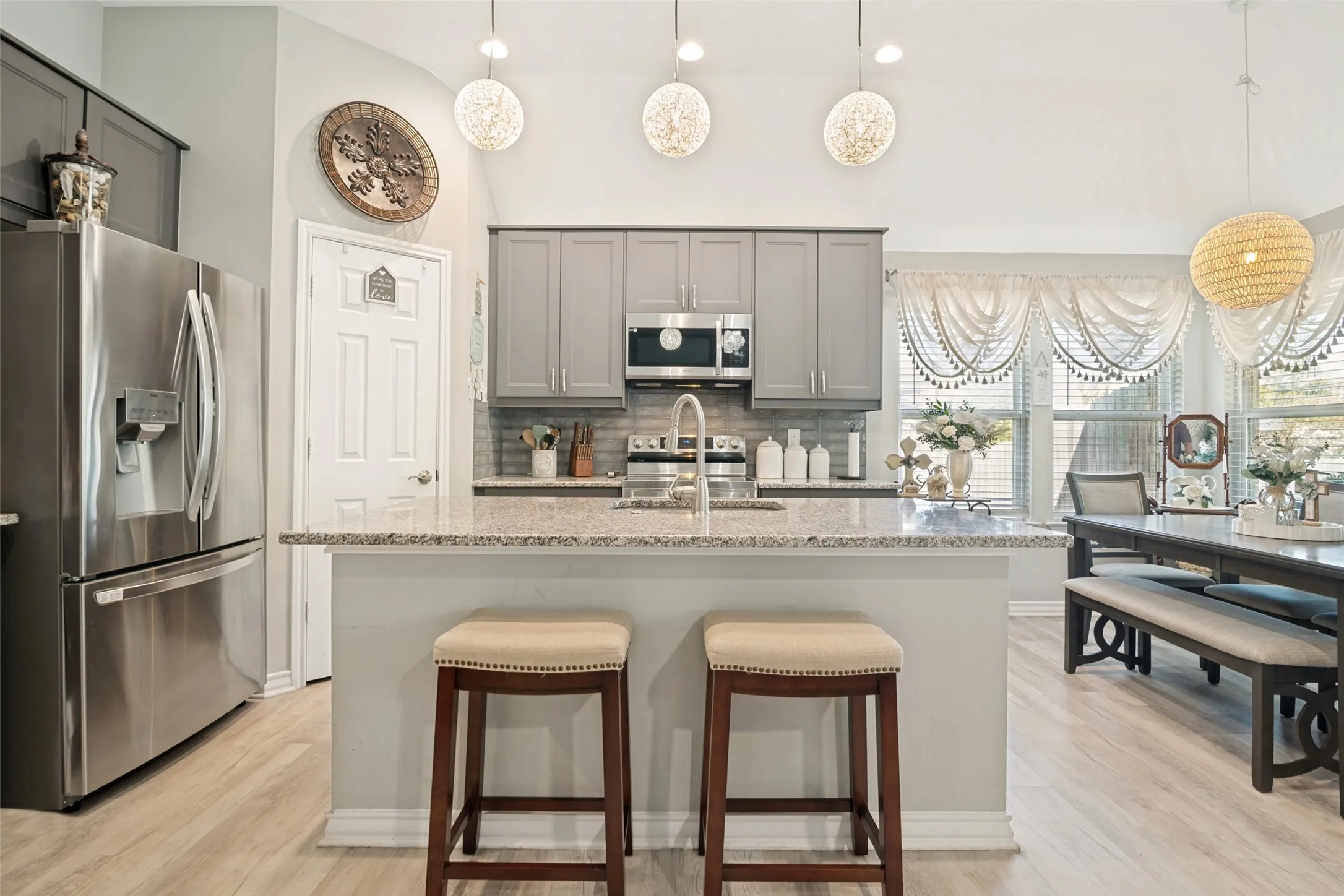 Single Family Residence For Sale in Hunt County , 116 Seay Street, Quinlan, Texas 75474, 3 Bedroom, 2 Bathroom, 2 Garage spaces, 1,364 Sqft, built in 2022, mls#21391436, Real Estate Agent in Quinlan, Homes For Sale in Hunt county, Homes For Sale in Quinlan, Realtor in Quinlan Texas, Real Estate Brokerage Independent Realty Texas, Luminita Cordes Realtor