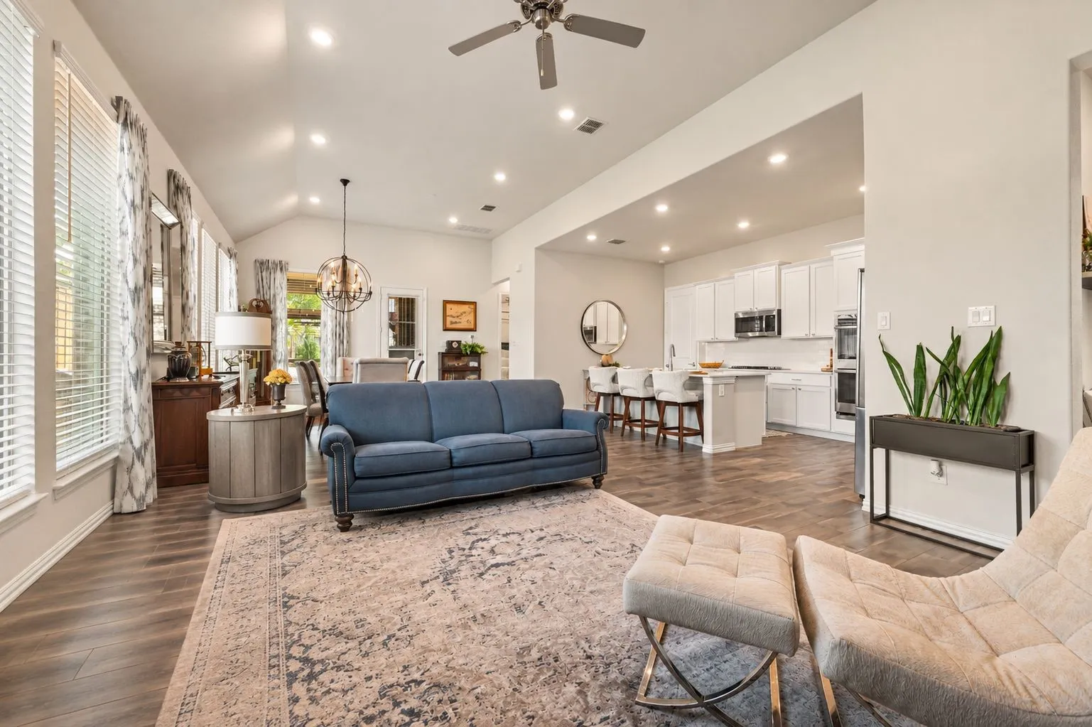 Single Family Residence For Sale in Tarrant County , 1833 Spotted Fawn Drive, Arlington, Texas 76005, 3 Bedroom, 2 Bathroom, 2 Garage spaces, 1,846 Sqft, built in 2020, mls#21392924, Real Estate Agent in Arlington, Homes For Sale in Tarrant county, Homes For Sale in Arlington, Realtor in Arlington Texas, Real Estate Brokerage Independent Realty Texas, Luminita Cordes Realtor
