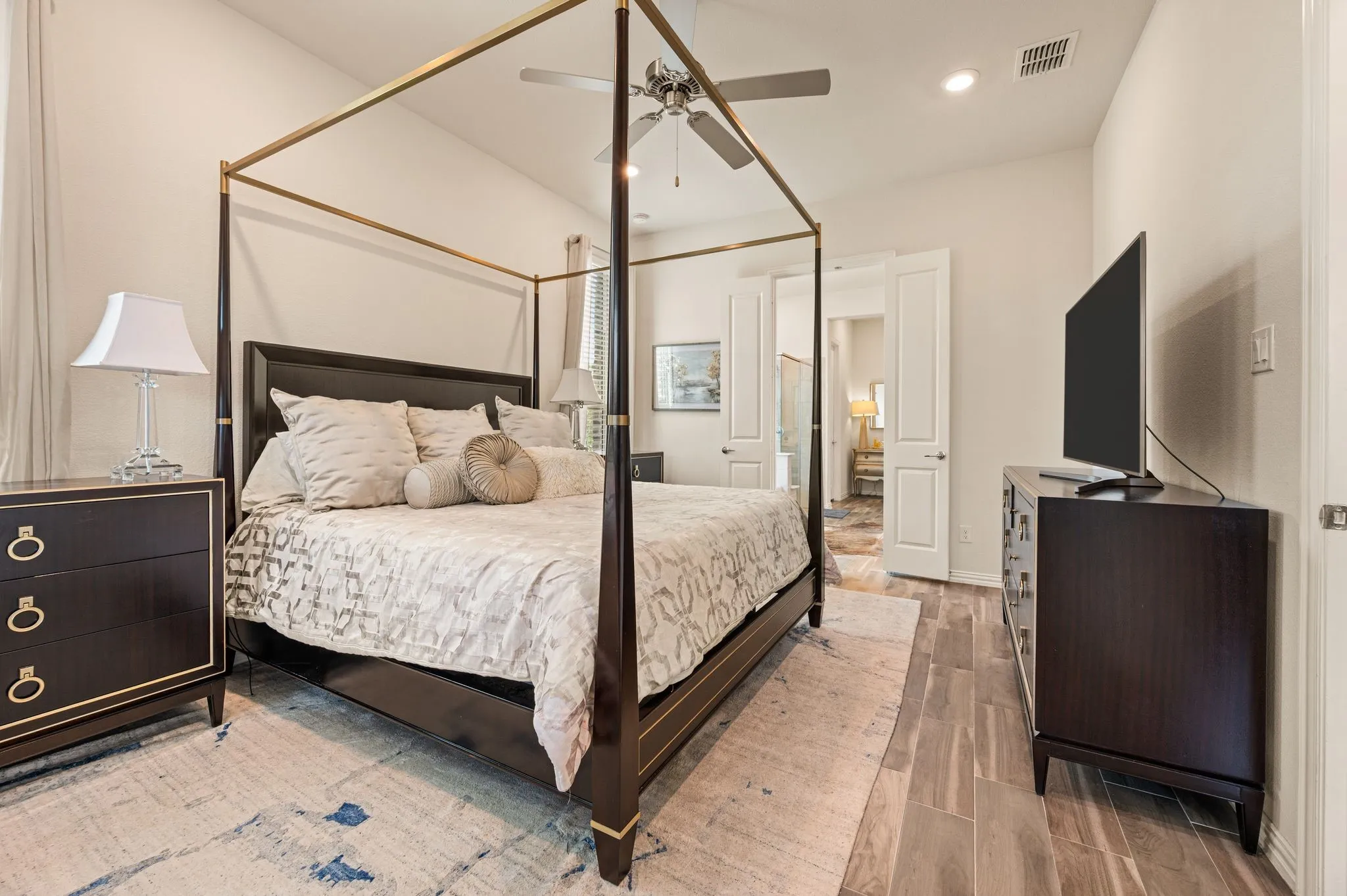 Single Family Residence For Sale in Tarrant County , 1833 Spotted Fawn Drive, Arlington, Texas 76005, 3 Bedroom, 2 Bathroom, 2 Garage spaces, 1,846 Sqft, built in 2020, mls#21392924, Real Estate Agent in Arlington, Homes For Sale in Tarrant county, Homes For Sale in Arlington, Realtor in Arlington Texas, Real Estate Brokerage Independent Realty Texas, Luminita Cordes Realtor