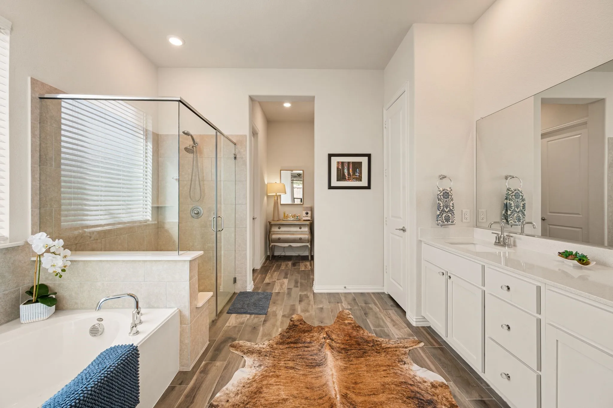 Single Family Residence For Sale in Tarrant County , 1833 Spotted Fawn Drive, Arlington, Texas 76005, 3 Bedroom, 2 Bathroom, 2 Garage spaces, 1,846 Sqft, built in 2020, mls#21392924, Real Estate Agent in Arlington, Homes For Sale in Tarrant county, Homes For Sale in Arlington, Realtor in Arlington Texas, Real Estate Brokerage Independent Realty Texas, Luminita Cordes Realtor
