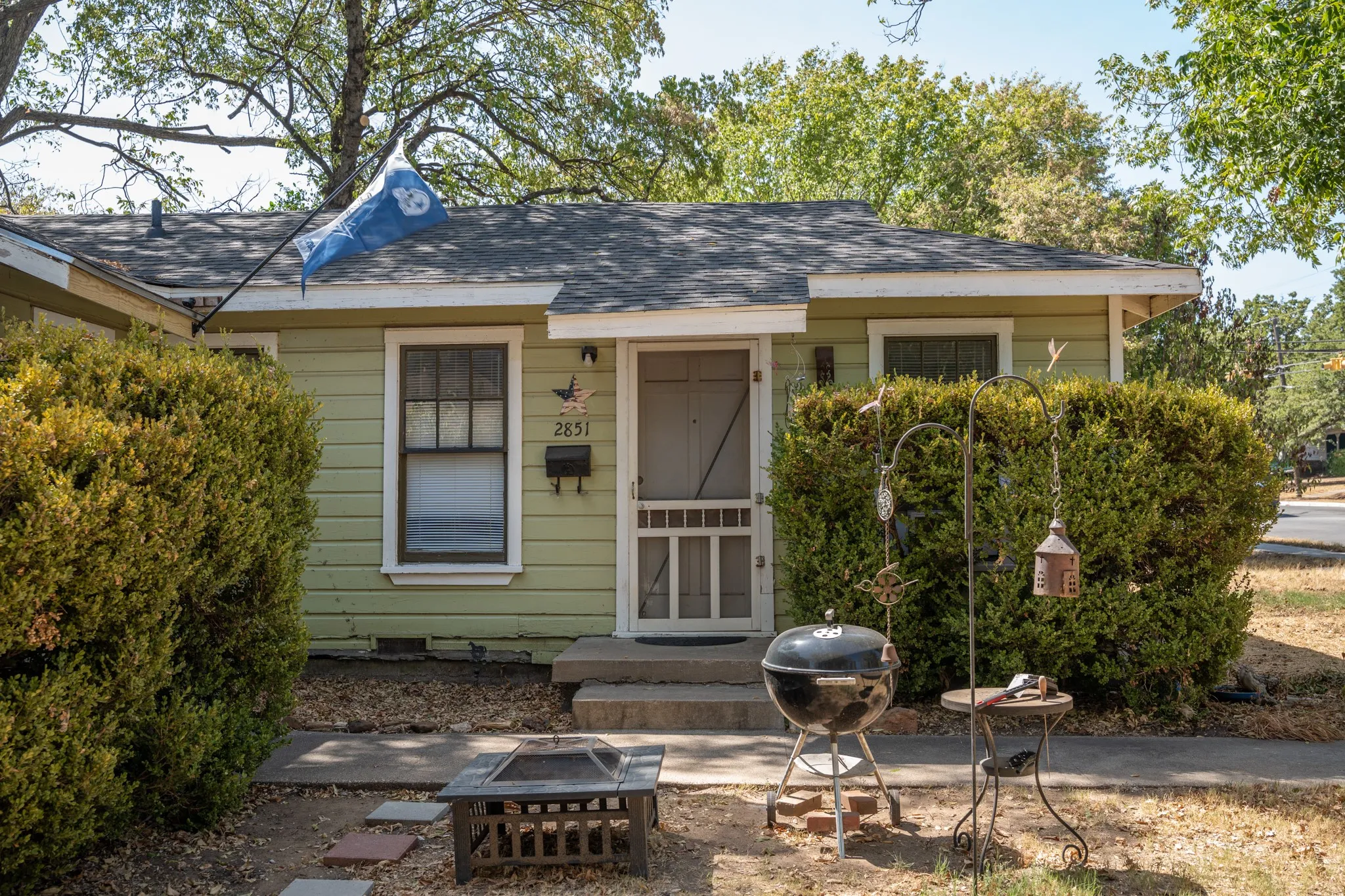 Duplex For Sale in Tarrant County , 2849 Handley Drive, Fort Worth, Texas 76112, 2 Bedroom, 2 Bathroom, 2 Garage spaces, 0 Sqft, built in 1948, mls#21385667, Real Estate Agent in Fort Worth, Homes For Sale in Tarrant county, Homes For Sale in Fort Worth, Realtor in Fort Worth Texas, Real Estate Brokerage Independent Realty Texas, Luminita Cordes Realtor