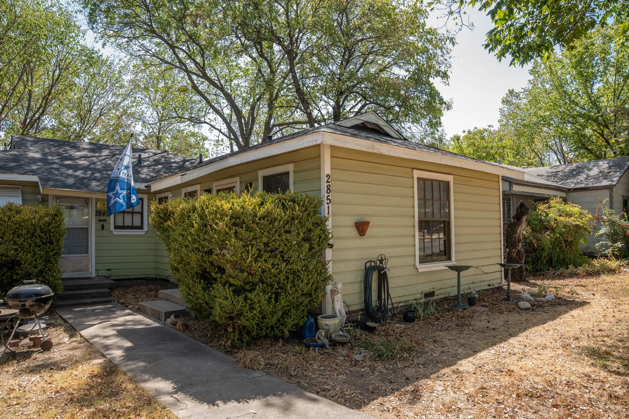 Duplex For Sale in Tarrant County , 2849 Handley Drive, Fort Worth, Texas 76112, 2 Bedroom, 2 Bathroom, 2 Garage spaces, 0 Sqft, built in 1948, mls#21385667, Real Estate Agent in Fort Worth, Homes For Sale in Tarrant county, Homes For Sale in Fort Worth, Realtor in Fort Worth Texas, Real Estate Brokerage Independent Realty Texas, Luminita Cordes Realtor
