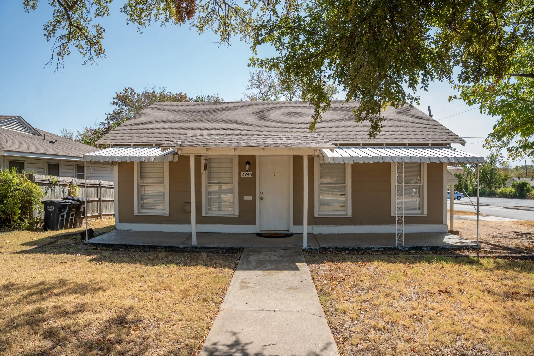 Single Family Residence For Sale