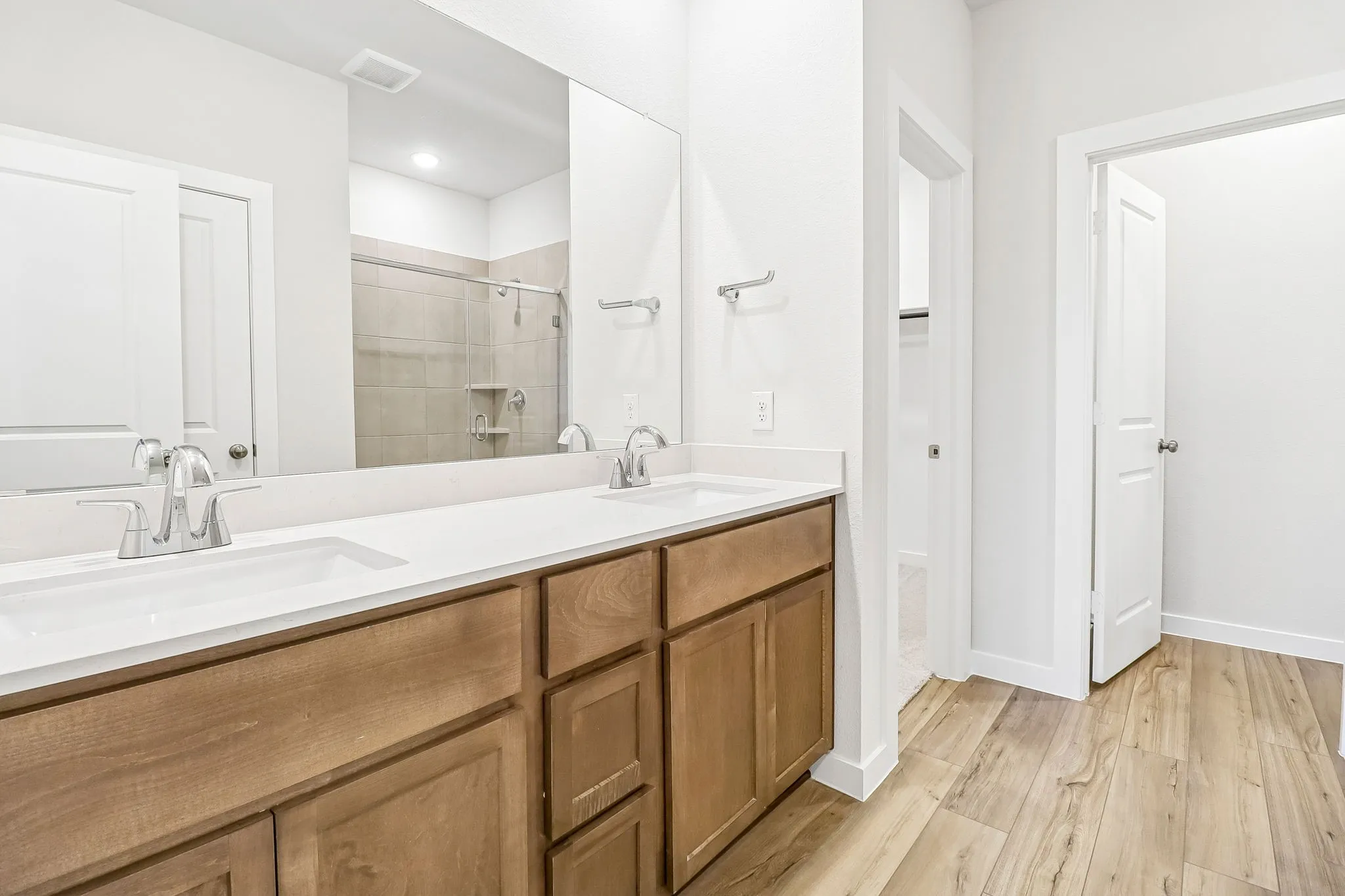 Single Family Residence For Sale in Kaufman County , 619 Landry Lane, Forney, Texas 75126, 4 Bedroom, 4 Bathroom, 3 Garage spaces, 3,036 Sqft, built in 2026, mls#21395761, Real Estate Agent in Forney, Homes For Sale in Kaufman county, Homes For Sale in Forney, Realtor in Forney Texas, Real Estate Brokerage Independent Realty Texas, Luminita Cordes Realtor